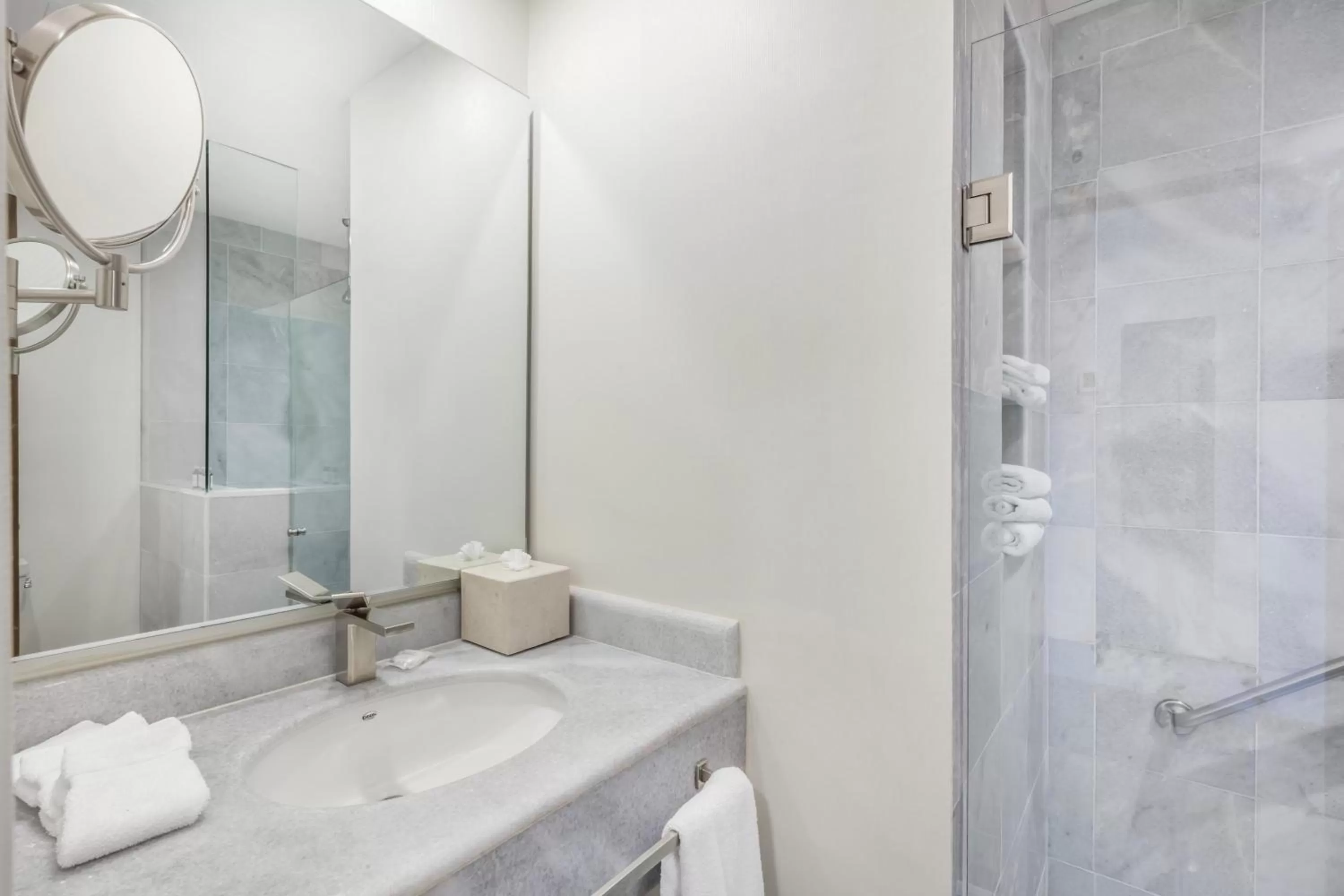 Bathroom in Gamma Colima Garden