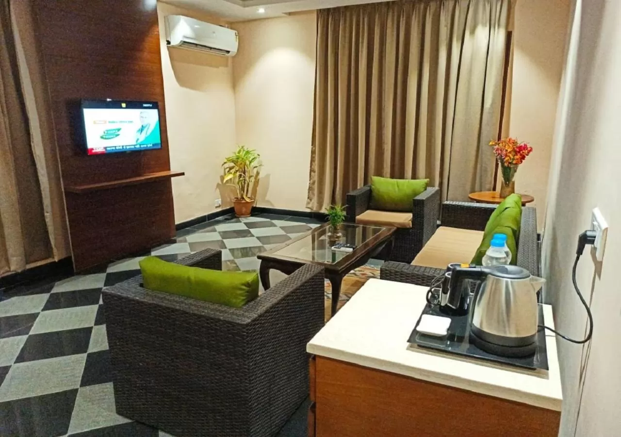Club Suite in Hotel Cachar Club