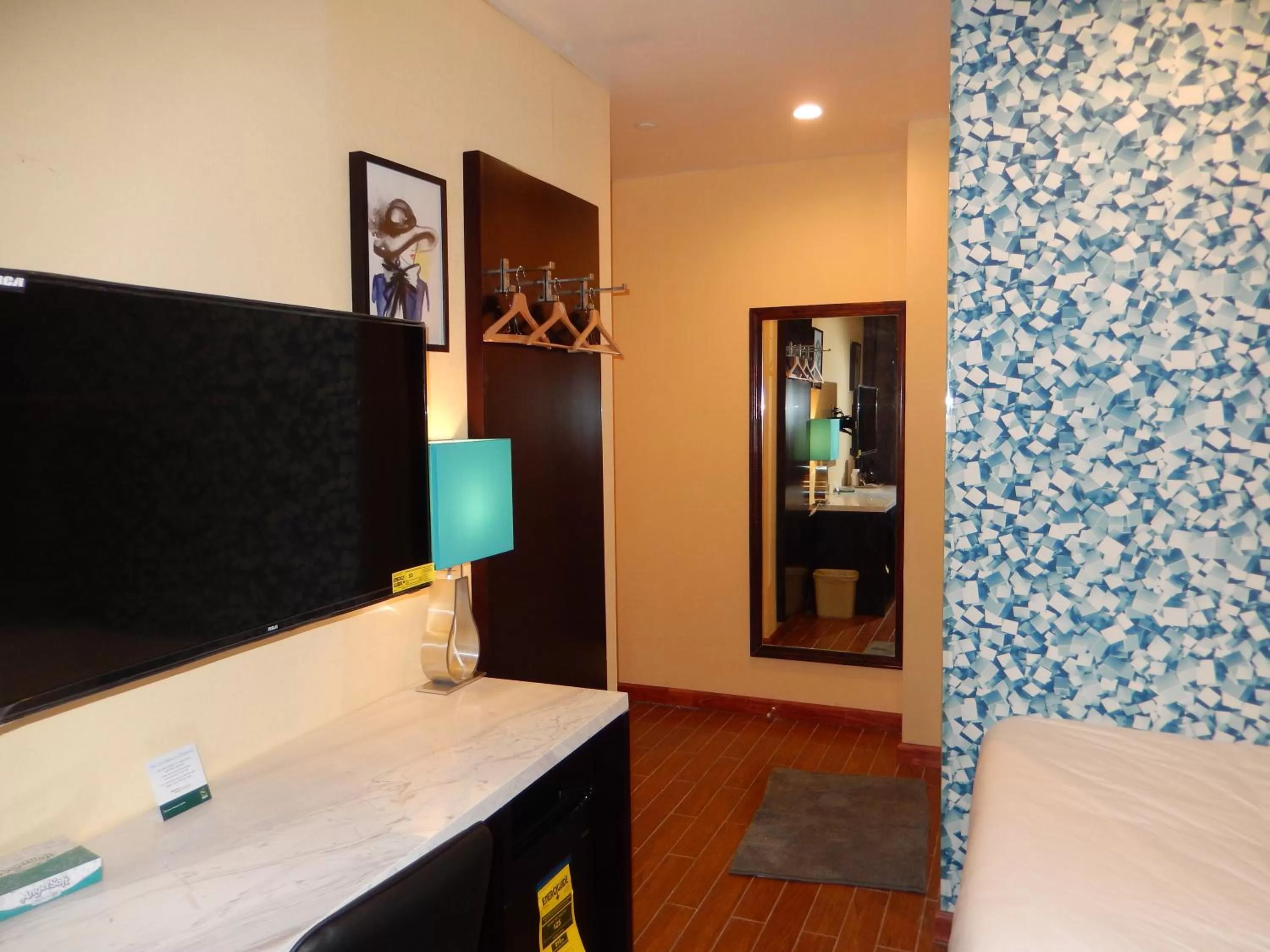 King Room - Accessible/Non-Smoking in Quality Inn near Sunset Park