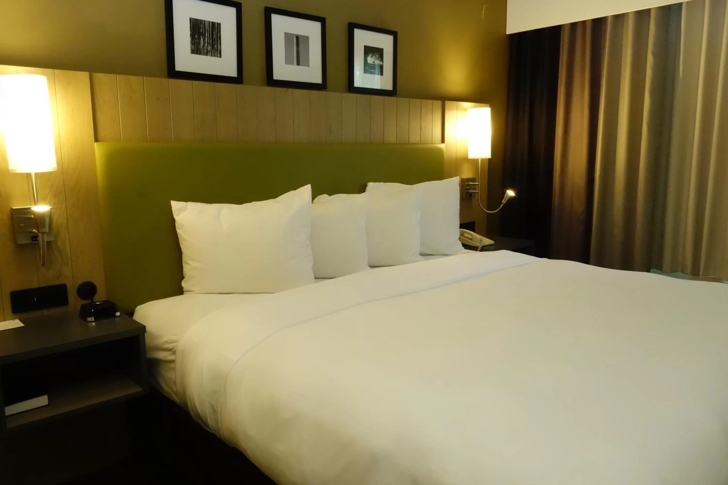 One-Bedroom King Suite - Non-Smoking in Country Inn & Suites by Radisson, Burlington Elon , NC