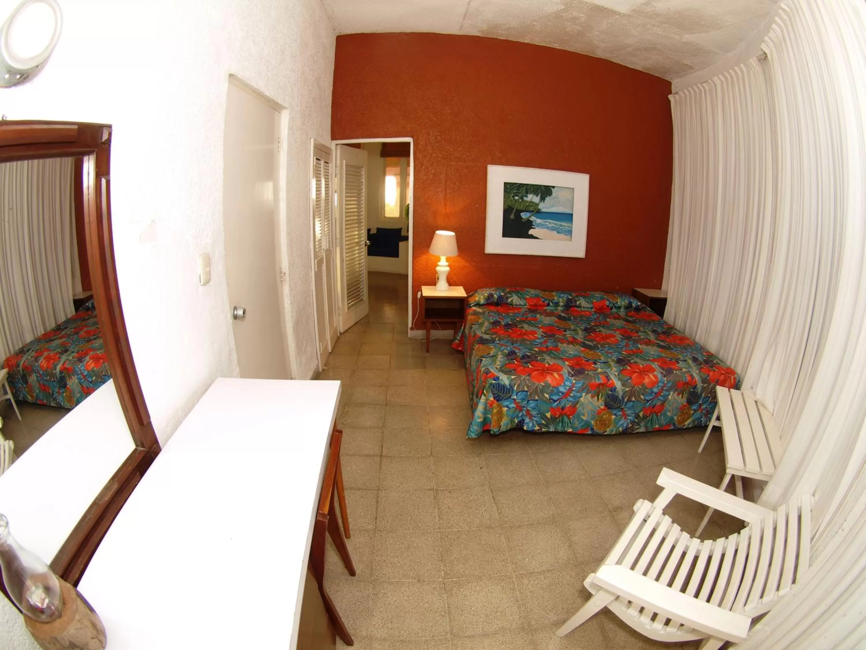 Standard Room with Partial Ocean View in Hotel Flamingos