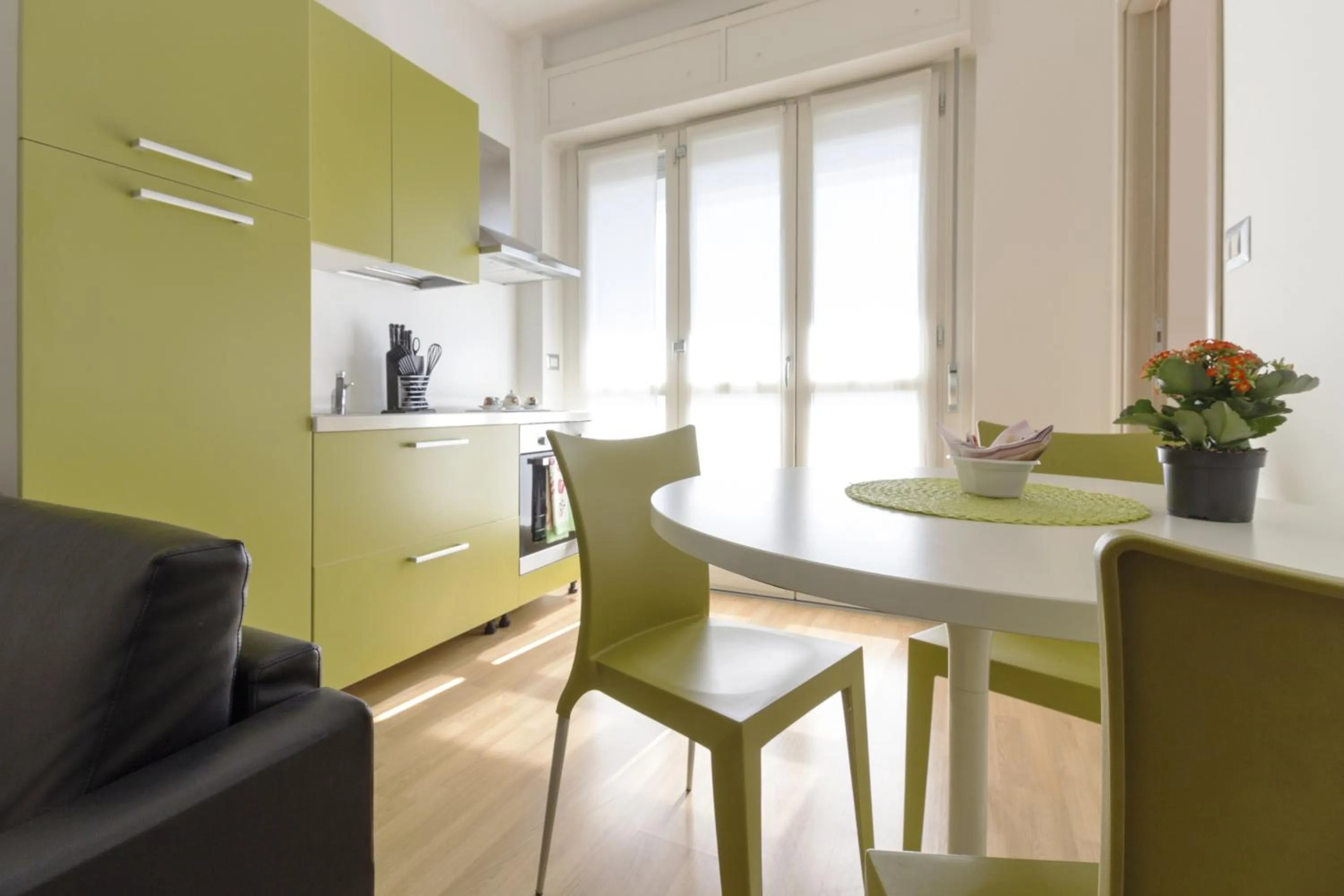 Two-Bedroom Apartment in Hotel Sharing