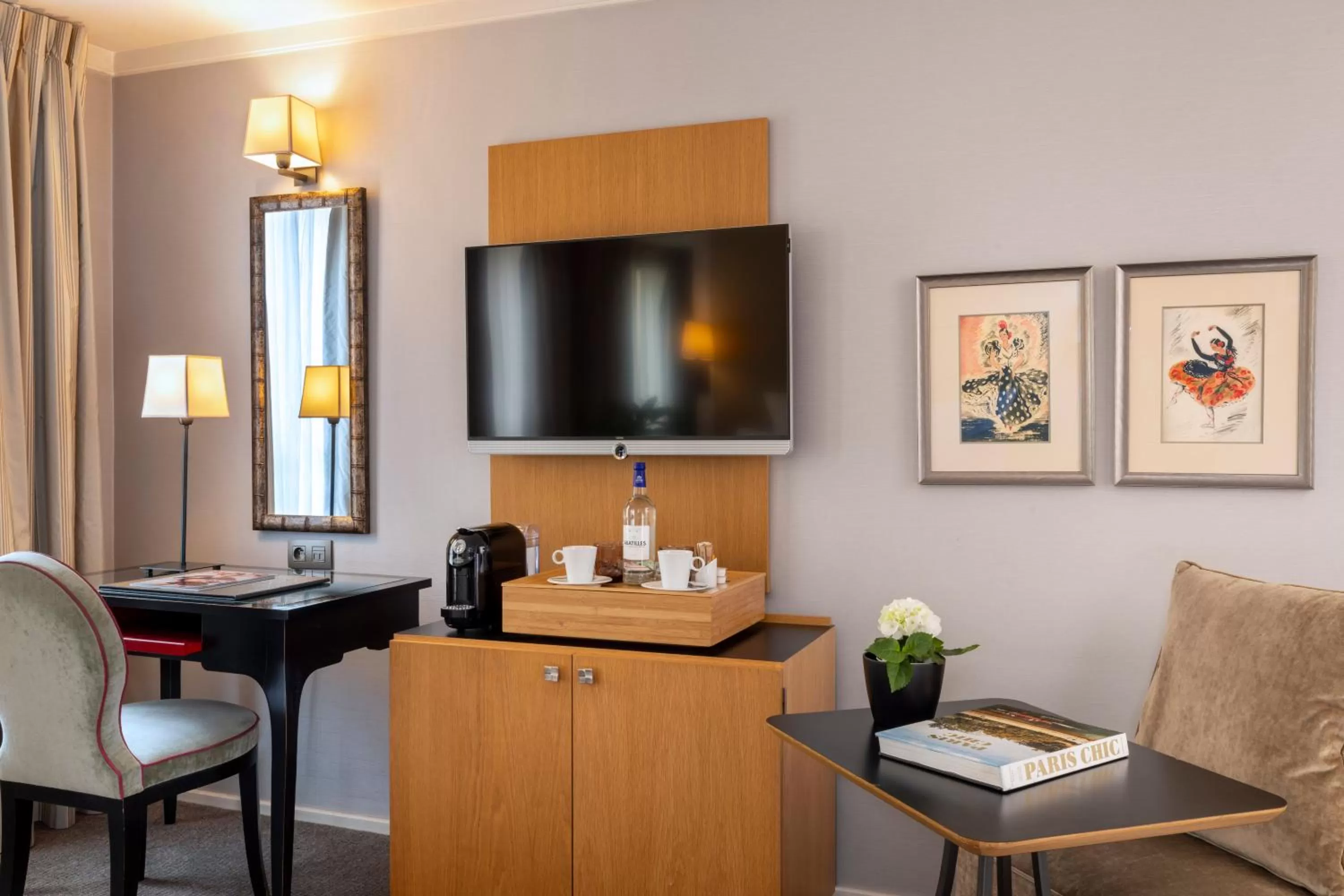 Deluxe Twin Room - "La Madame" in Hôtel Villa Madame - Saint-Germain-des-Prés