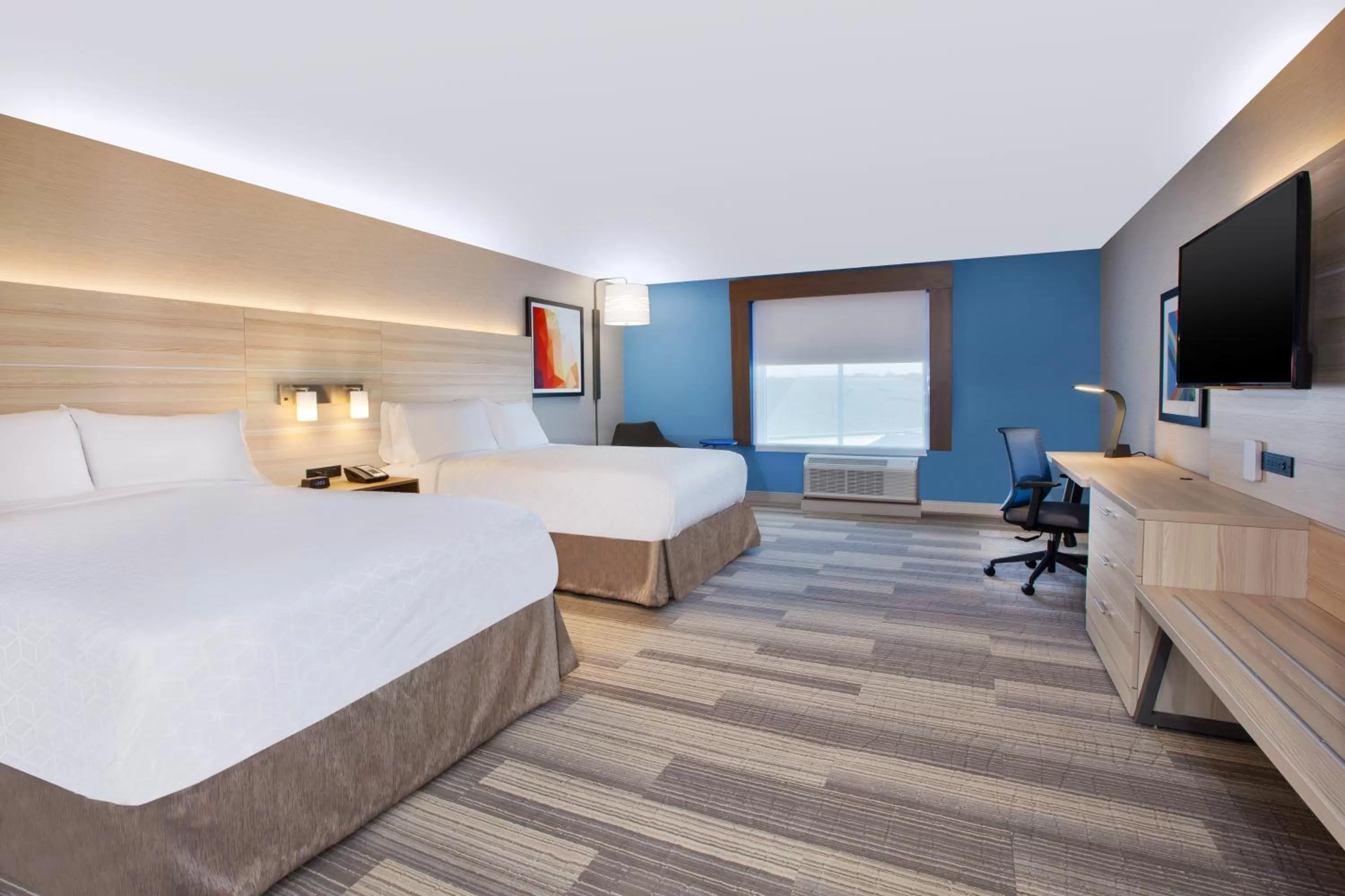 Queen Studio - Disability Access in Holiday Inn Express & Suites Wooster by IHG