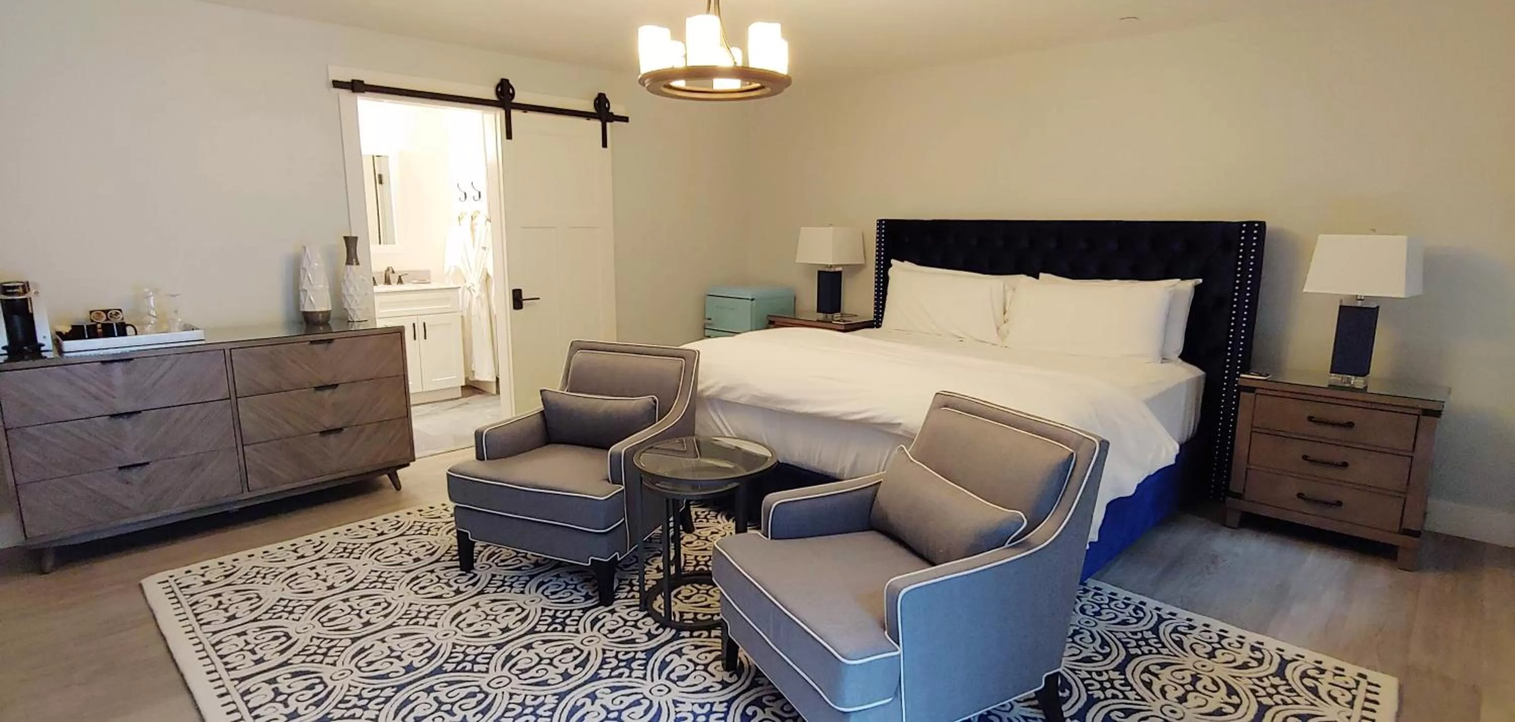 Double Room with Patio in The Grand Idyllwild Lodge