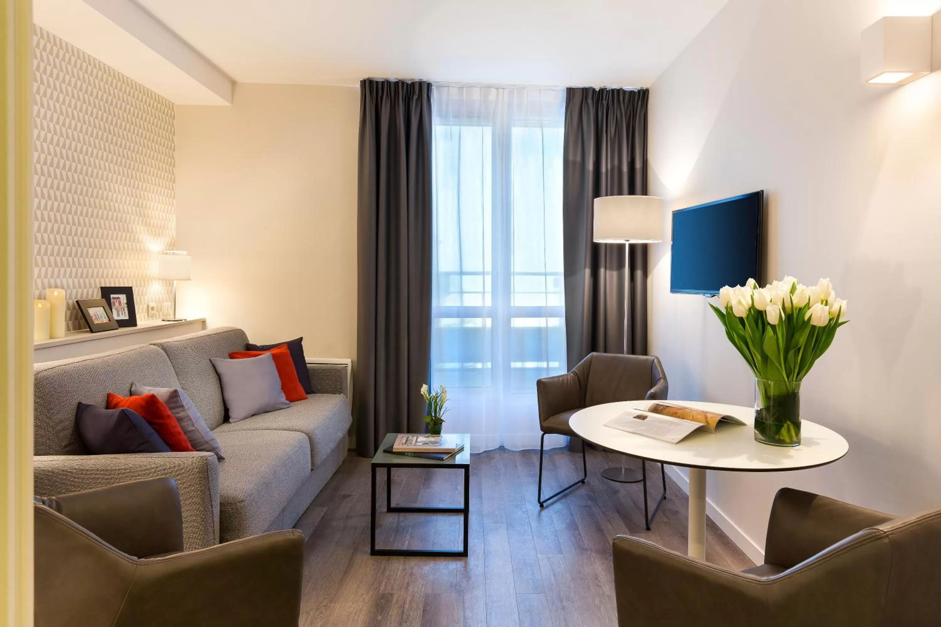 Apartment (4 Adults) in Citadines Montmartre Paris