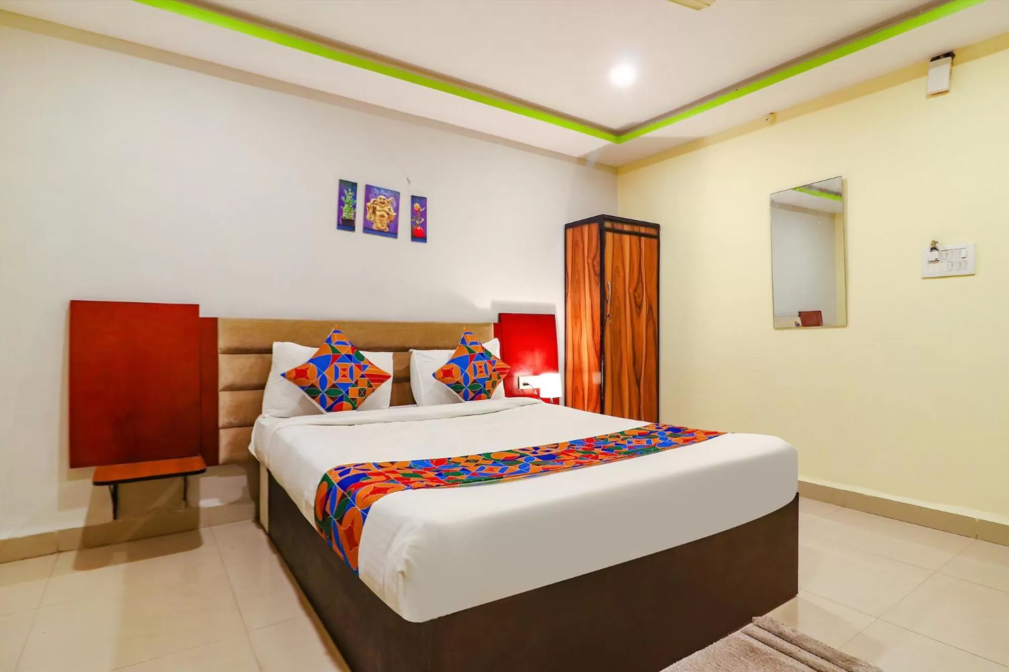 Deluxe Room - single occupancy in FabExpress Broholic Suites - Nr JNTU Kukatpally
