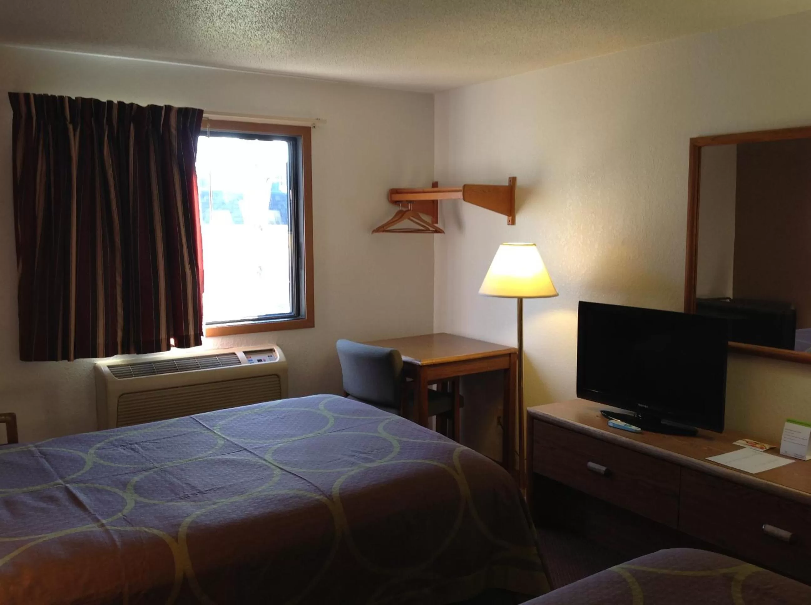 Double Room with Two Double Beds - Smoking in Super 8 by Wyndham Winchester VA