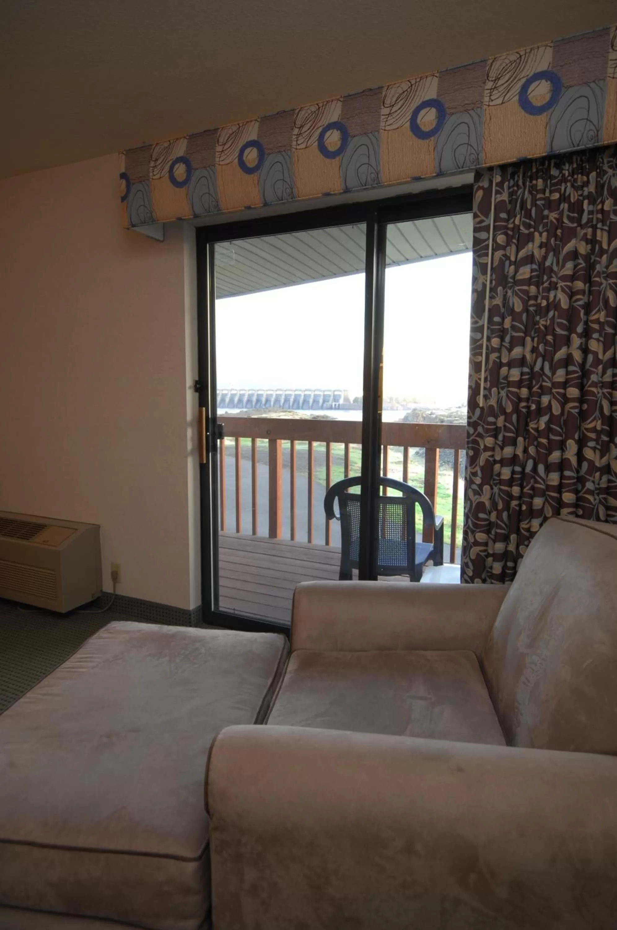 Deluxe Queen Suite - single occupancy in Shilo Inns Suites The Dalles