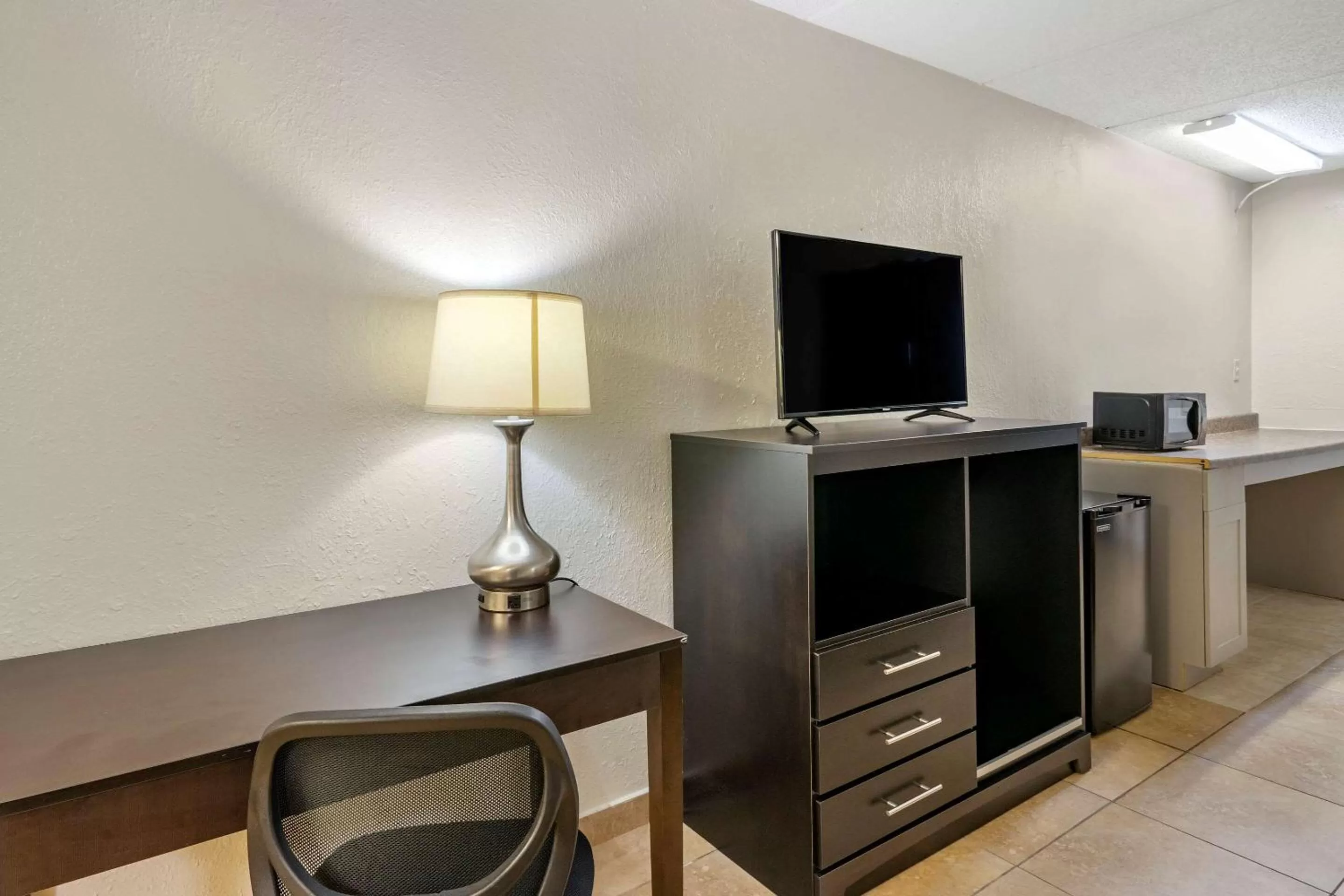 Double Room with Two Double Beds - Non-Smoking in Rodeway Inn Clearwater-Dunedin