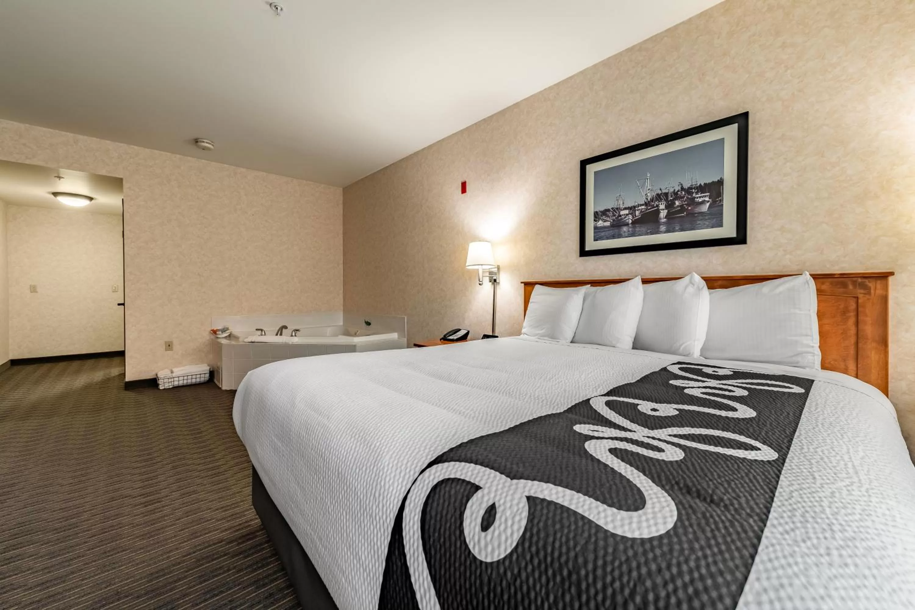 Executive Suite with Spa Bath in The INN at Gig Harbor