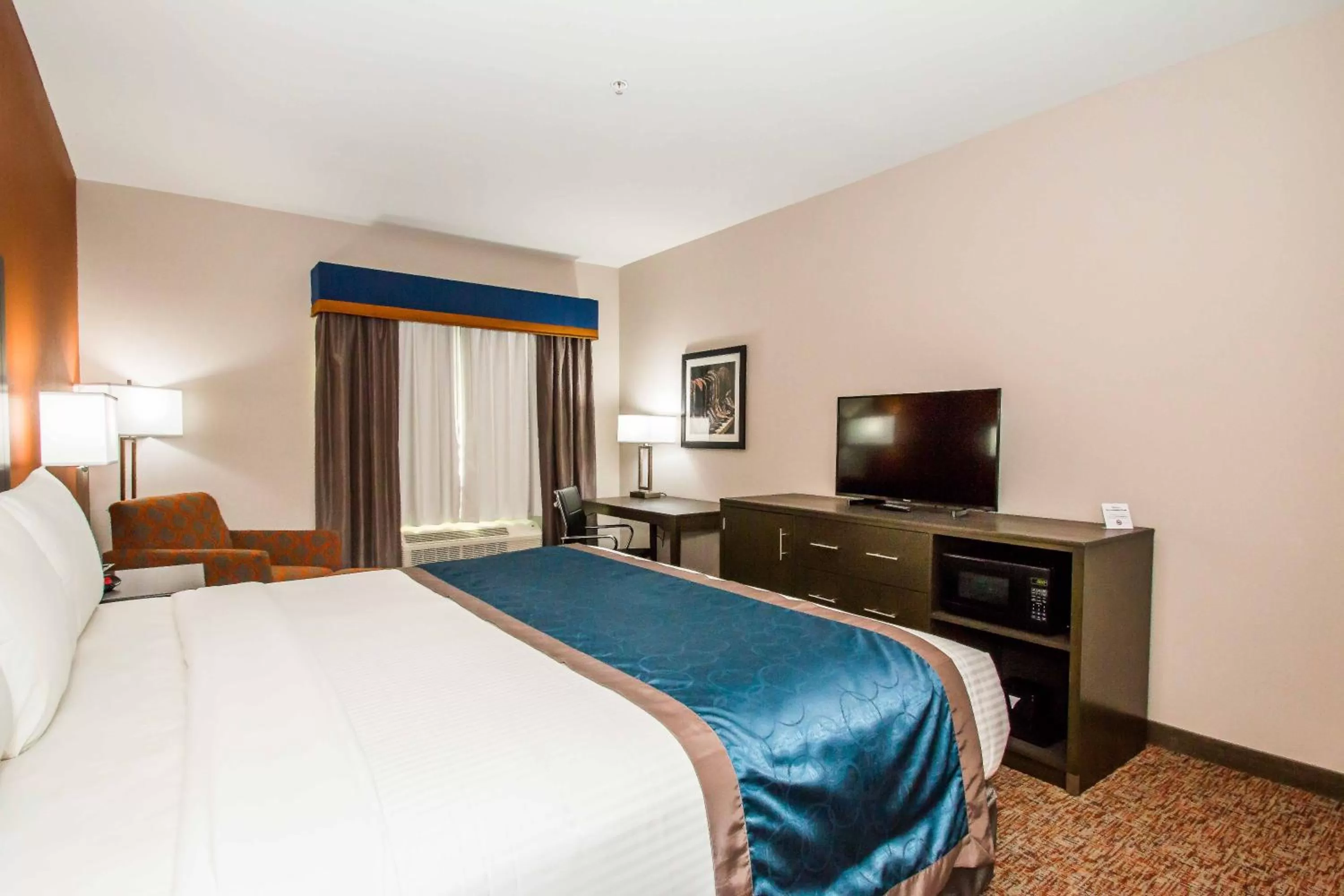 King Room - Disability Access in Executive Inn Fort Worth West