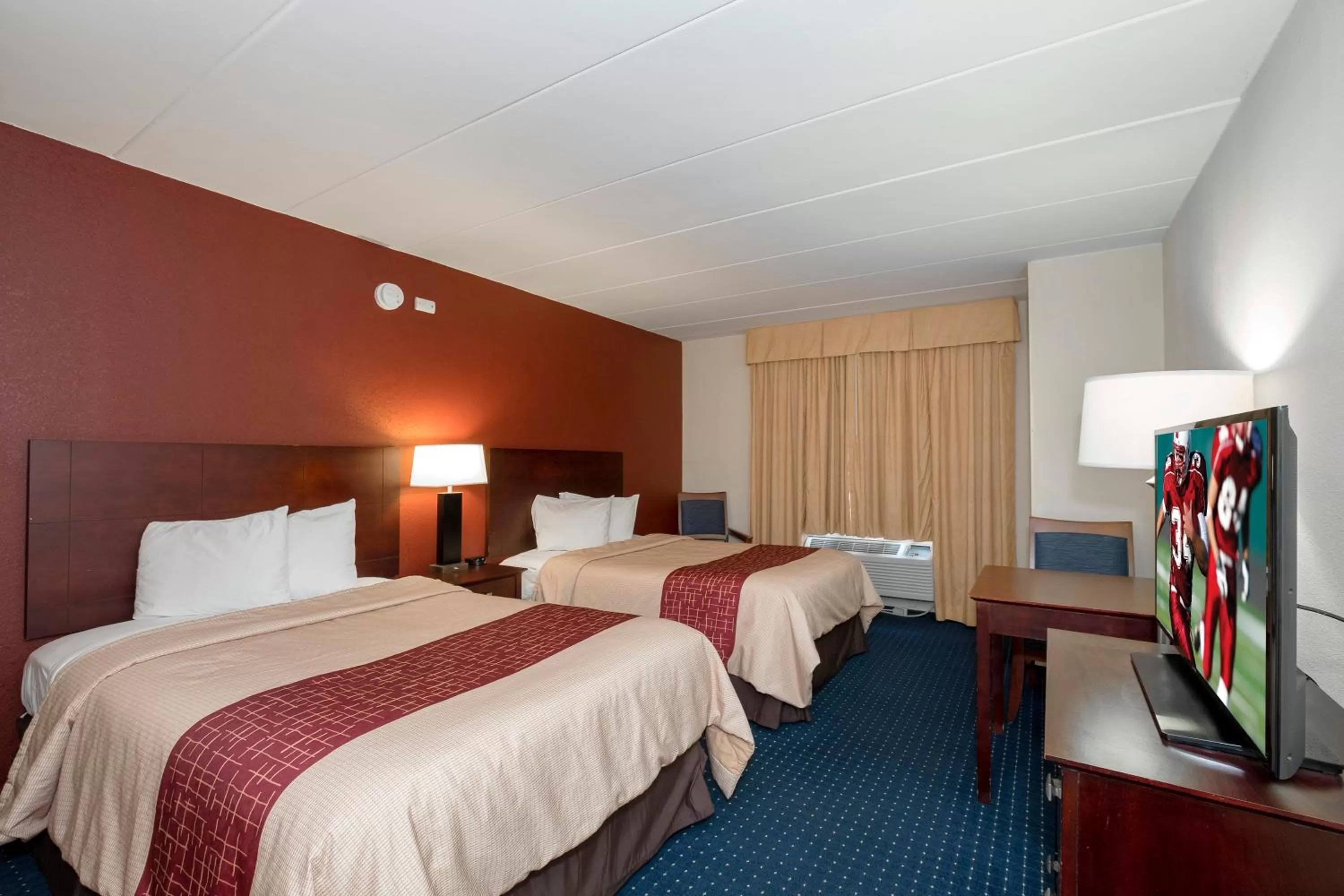 Standard Room with Two Double Beds Non-Smoking  in Red Roof Inn Annapolis