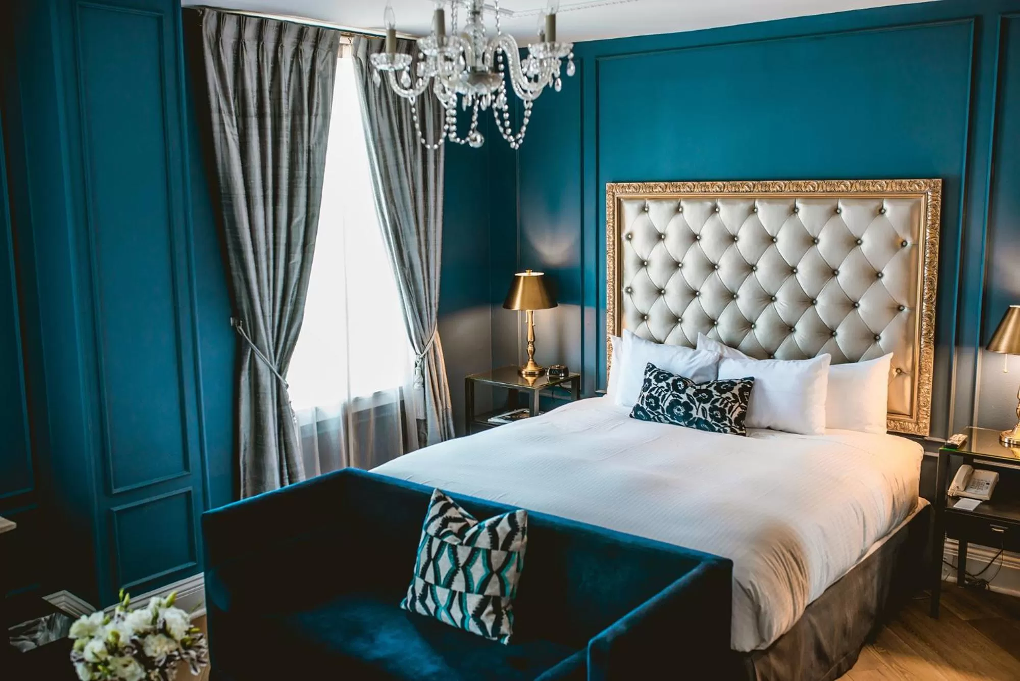 Luxury King Room in The Culver Hotel