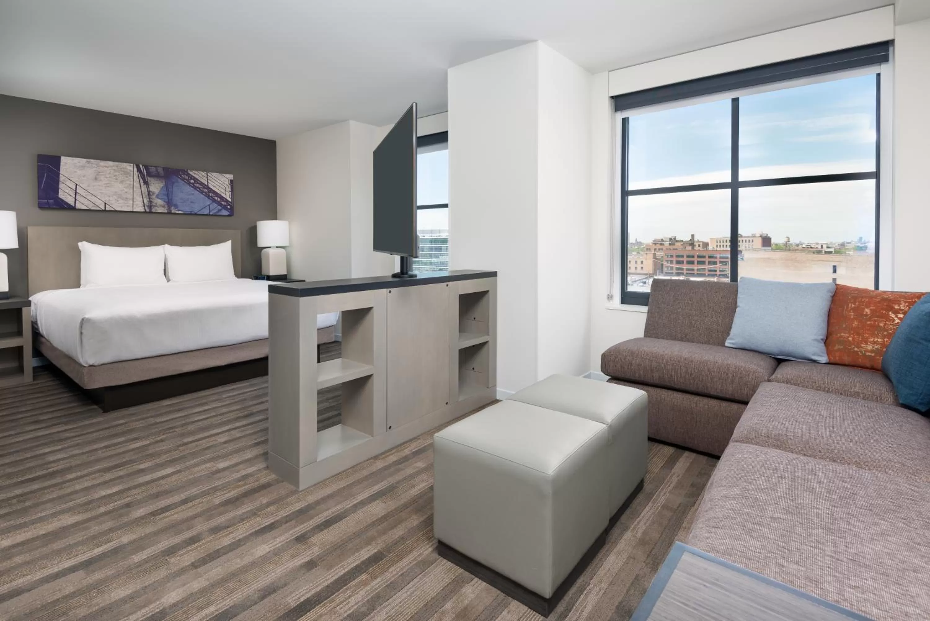 King Suite with Kitchen - High Floor in Hyatt House Chicago West Loop-Fulton Market