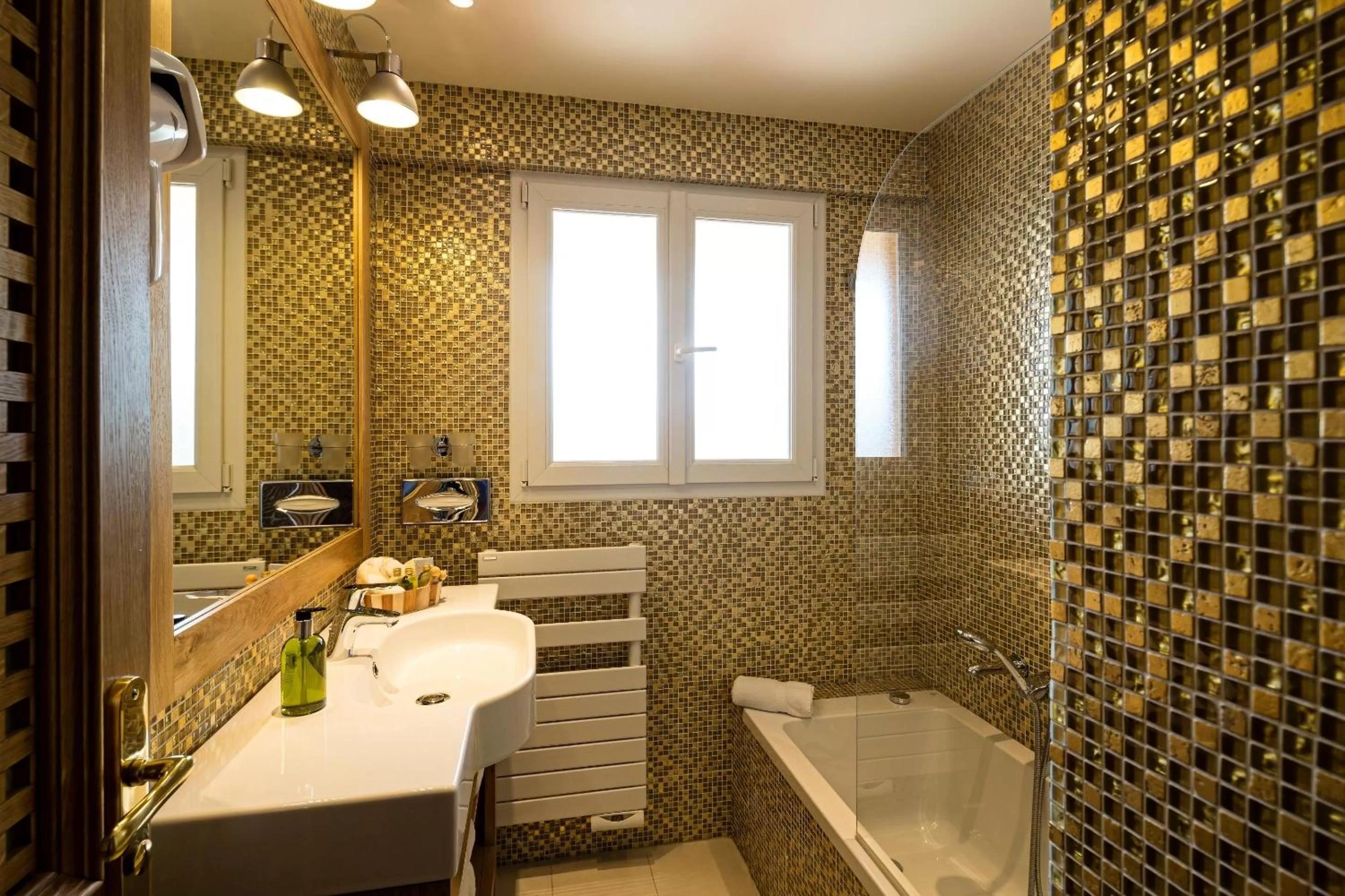 Family Room with Terrace and Sea View - Non-Smoking in Best Western Premier Montfleuri