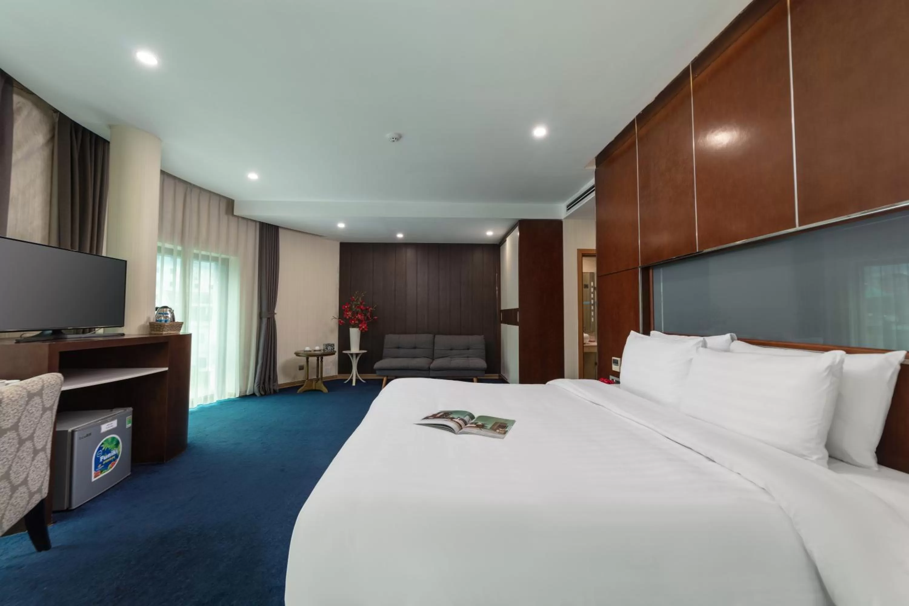 Suite with City View in HALO HANOI HOTEL