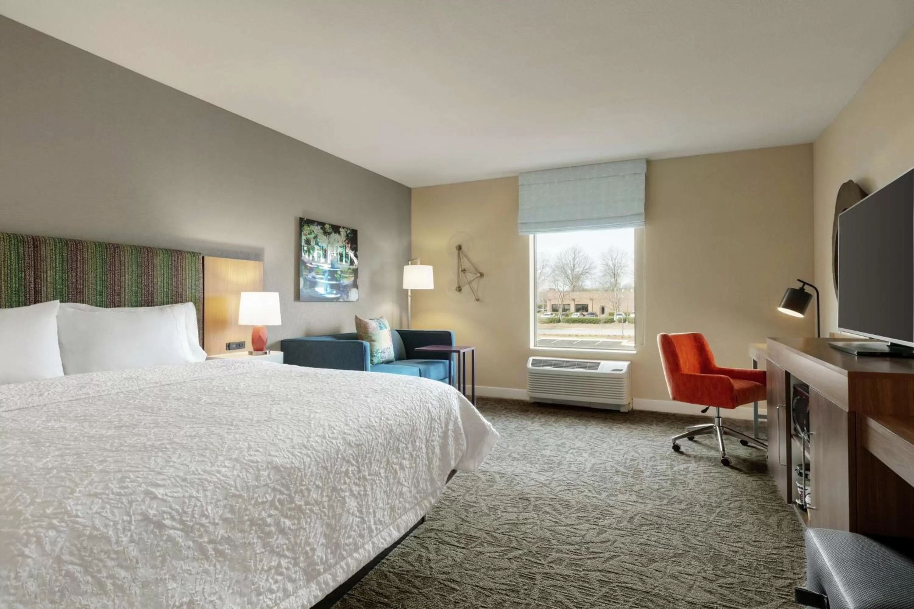 King Room with Sofa Bed in Hampton Inn And Suites By Hilton Johns Creek