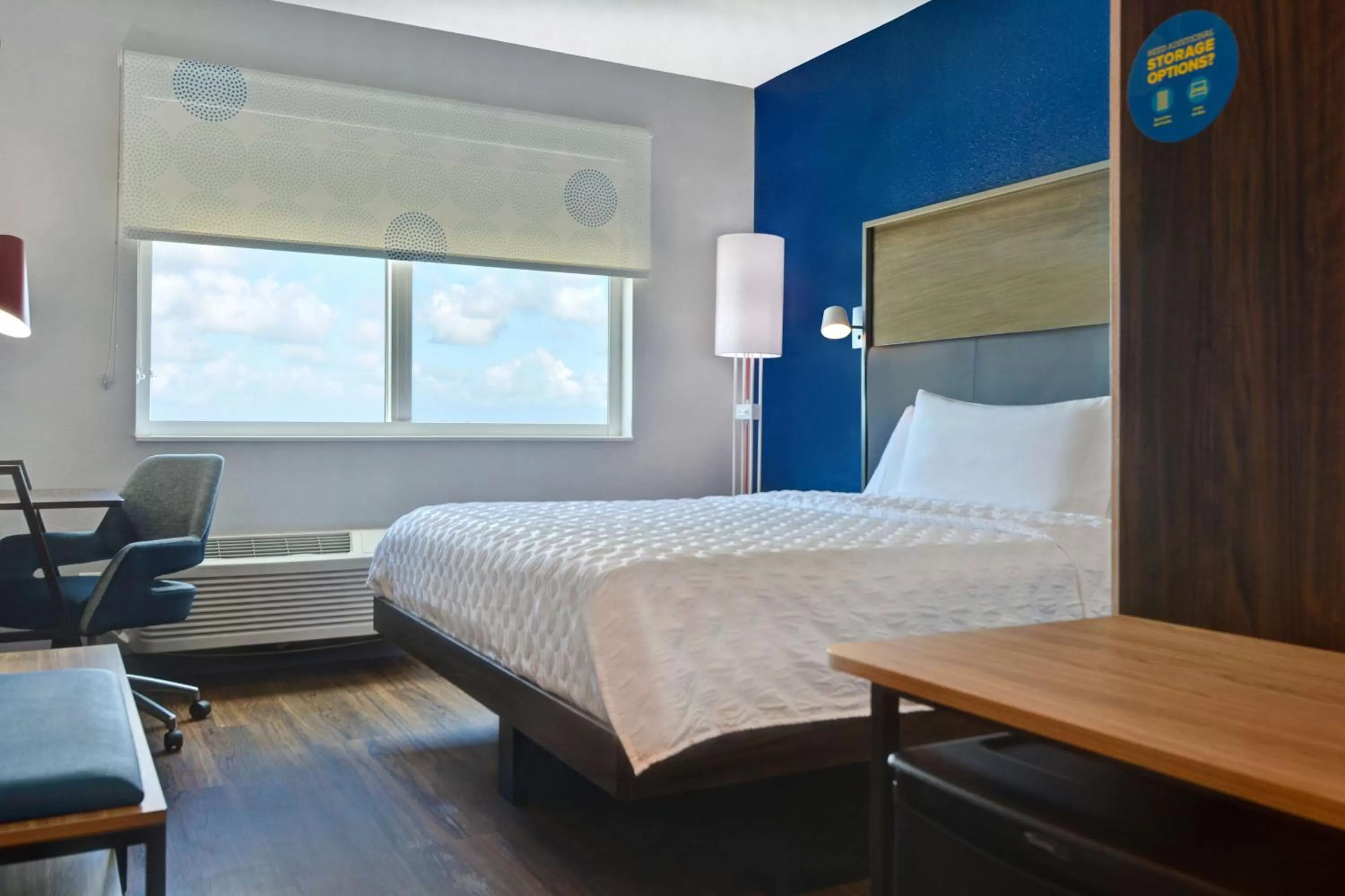 King Room with Bath Tub - Mobility Access in Tru By Hilton St. Petersburg Downtown Central Ave