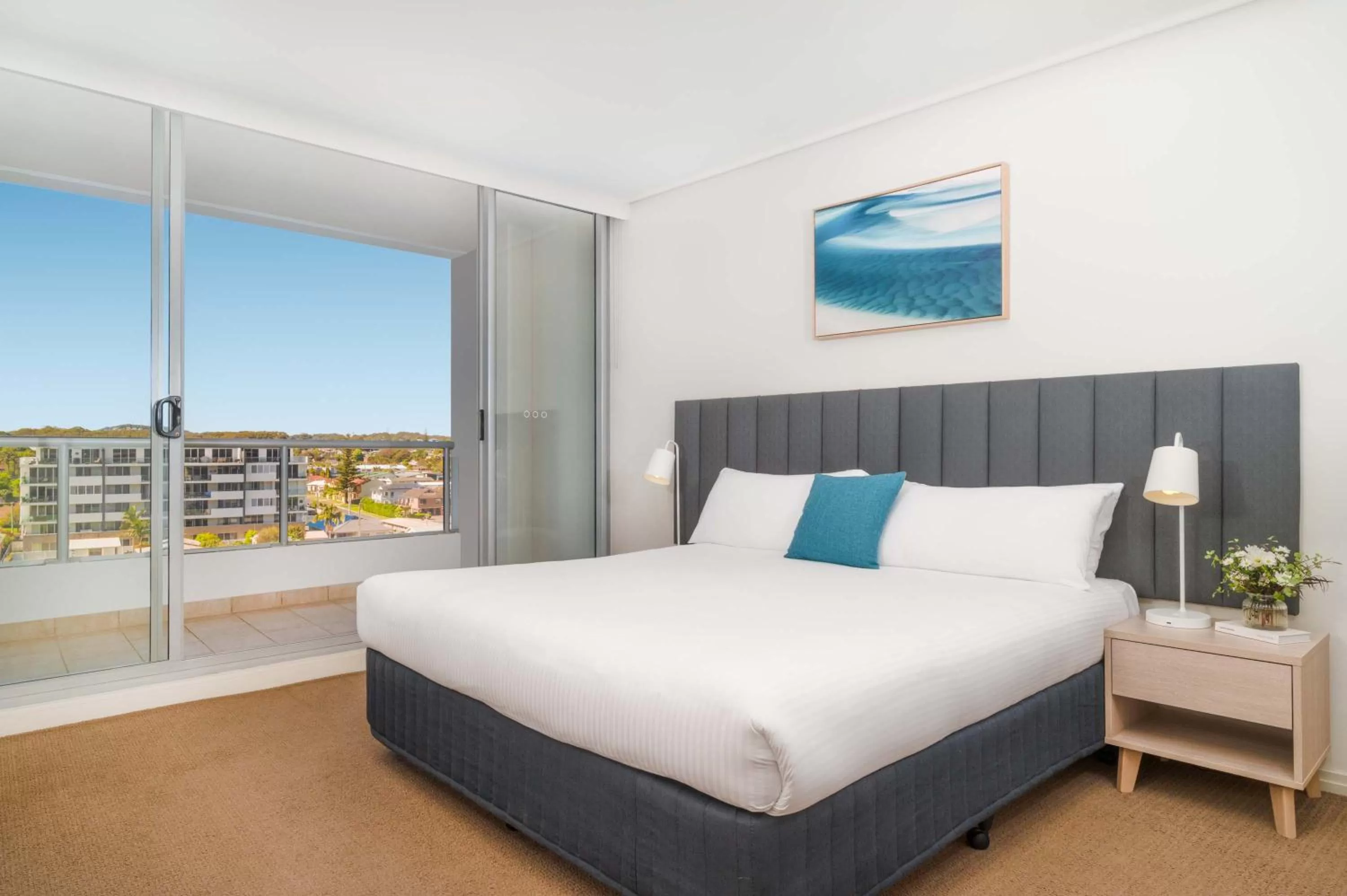 Two-Bedroom Apartment with Ocean View in Mantra The Observatory