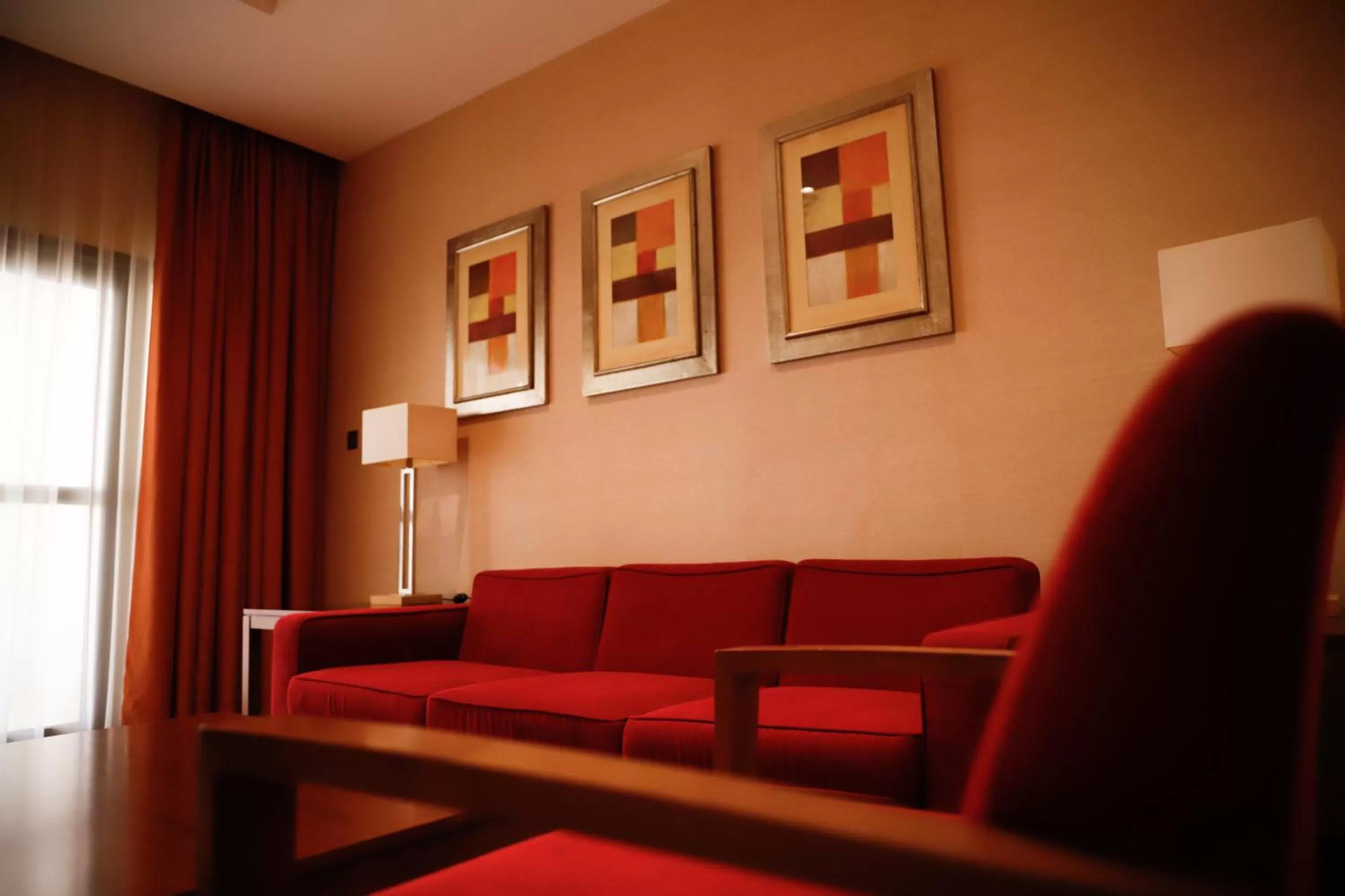 One-Bedroom Suite with Balcony in Crowne Plaza Sohar by IHG