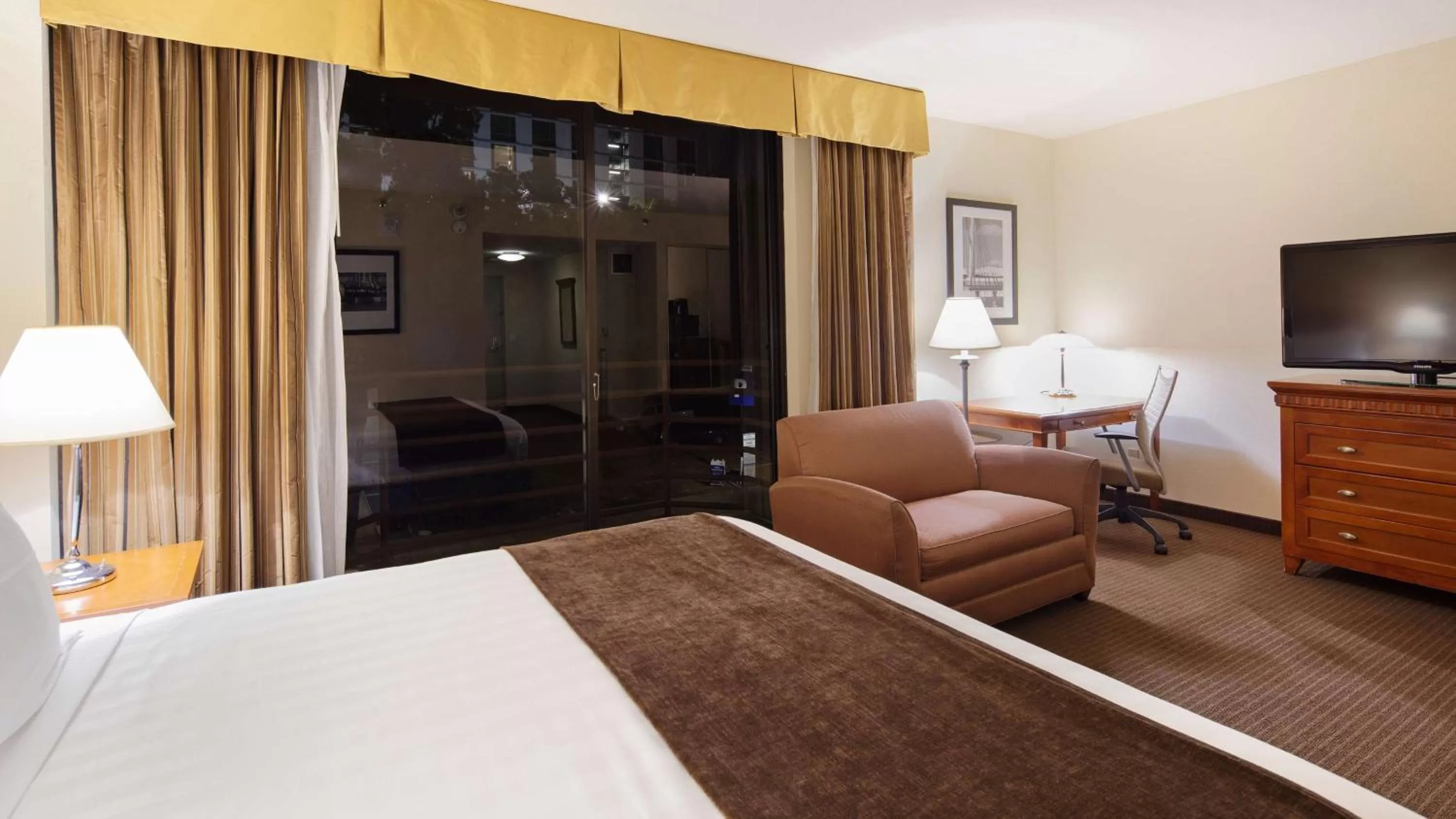 Family Room with Two Queen Beds and Balcony in Best Western Plus Bayside Inn
