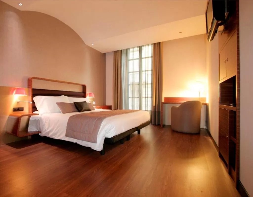 Twin Room in Sure Hotel by Best Western Turin City Centre