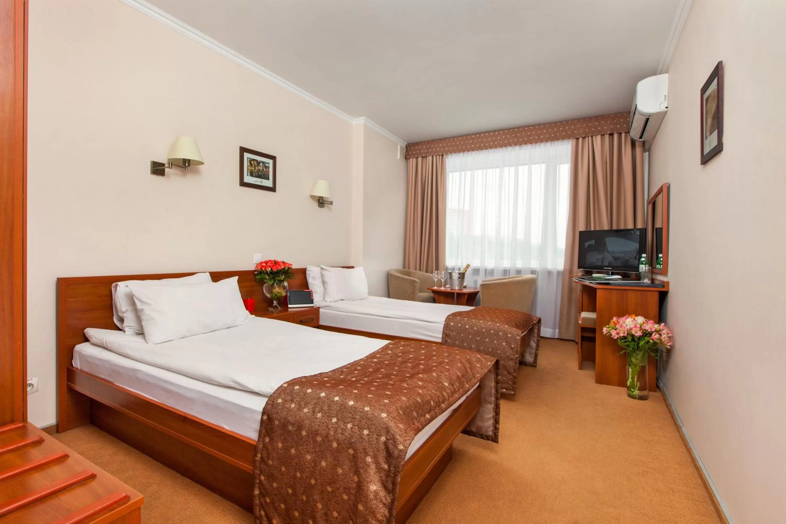 Double or Twin Room in Conference Hotel Suputnyk