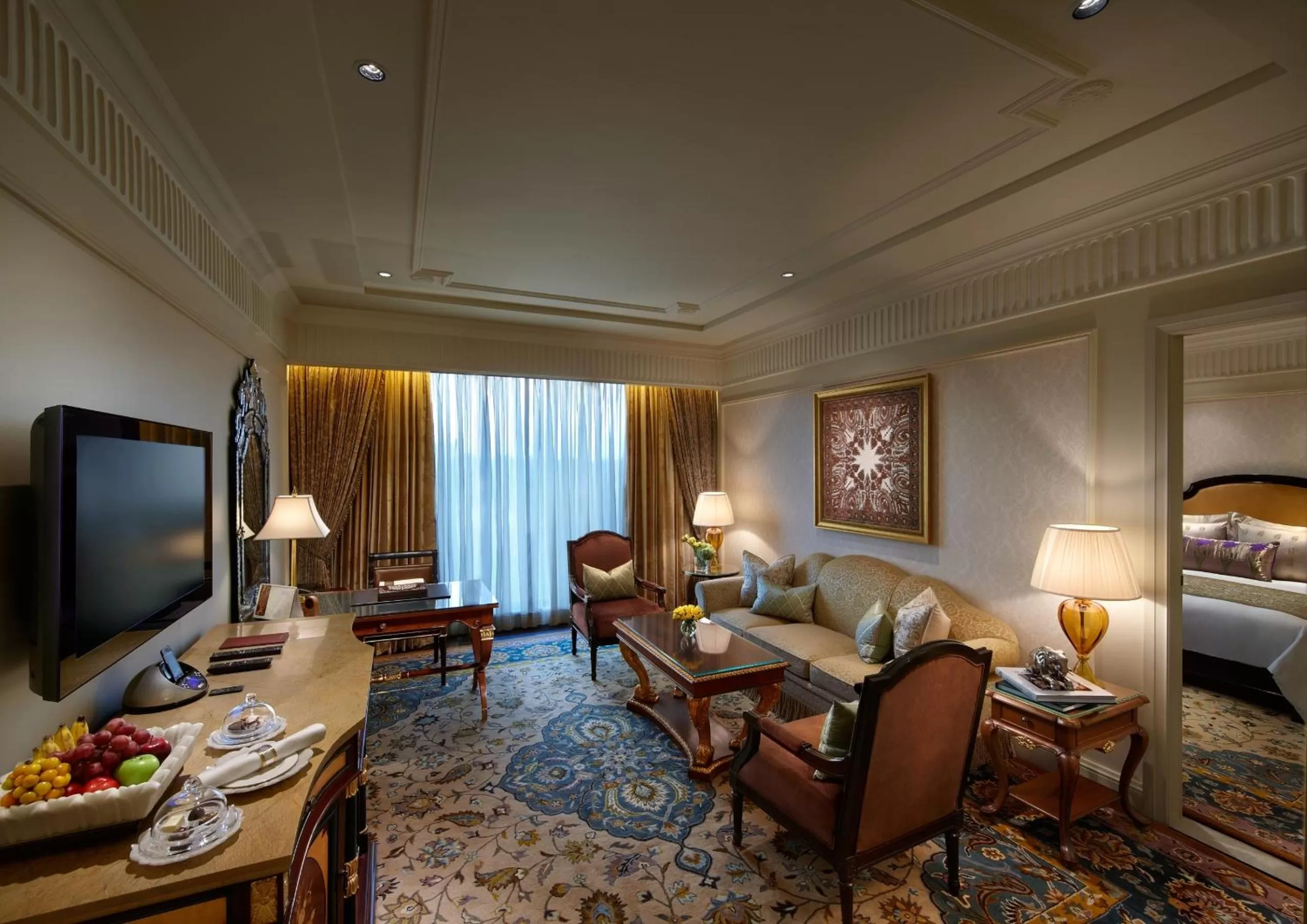 Grand Suite with Pool, Lounge Access with Cocktail hrs and BMW Airport Transfers - single occupancy in The Leela Palace New Delhi