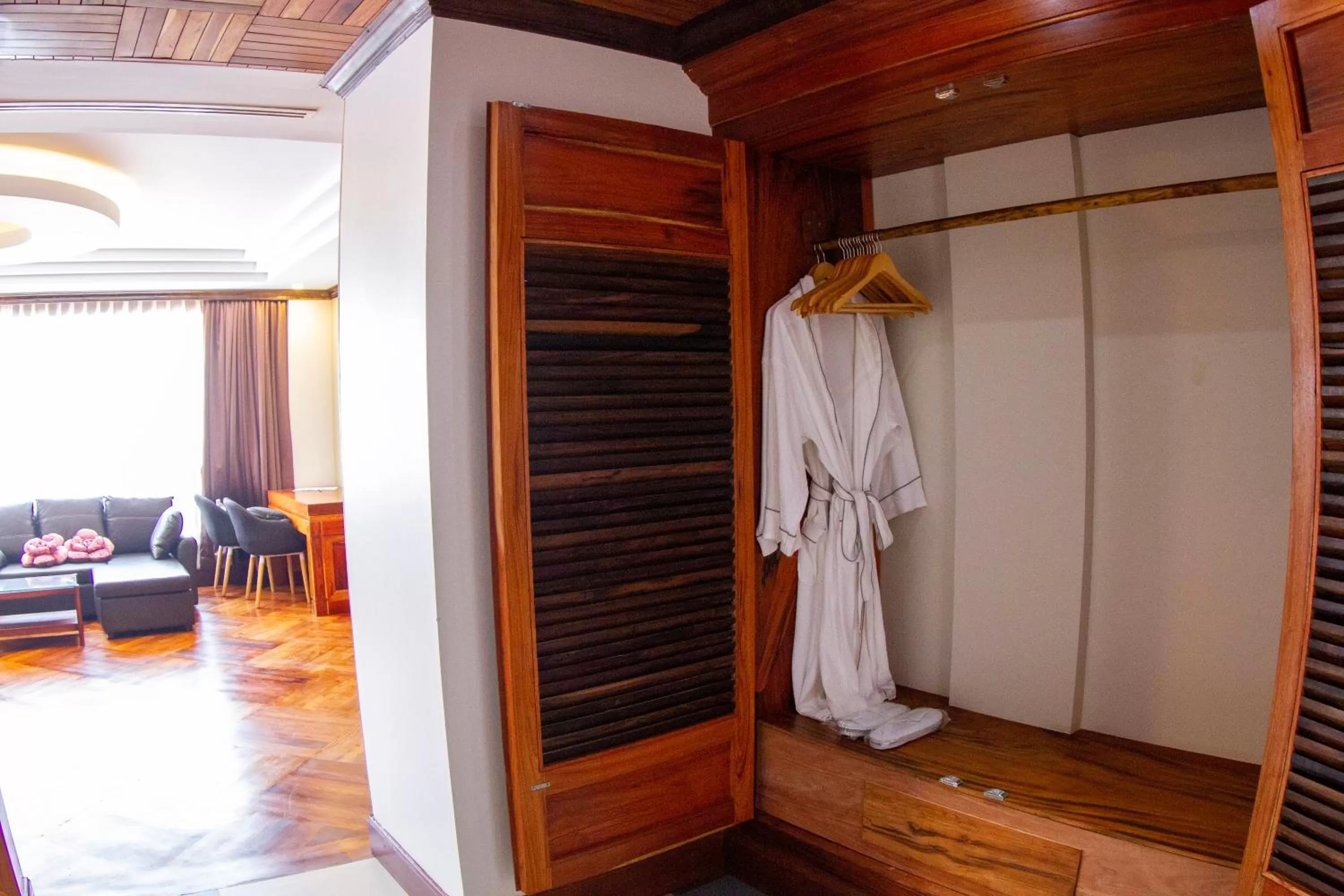 Presidential Suite in Kampong Thom Palace Hotel