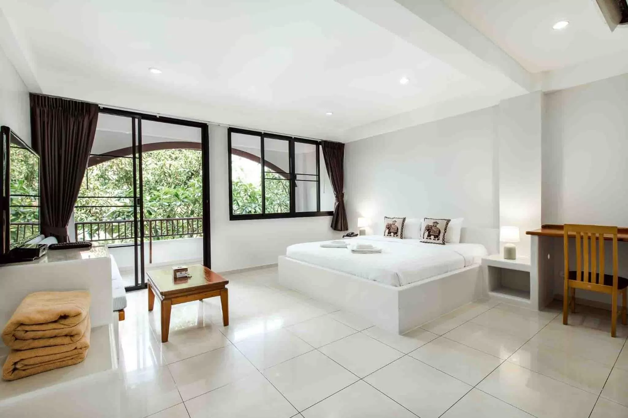 Superior Double Room in Prinz Garden Villa