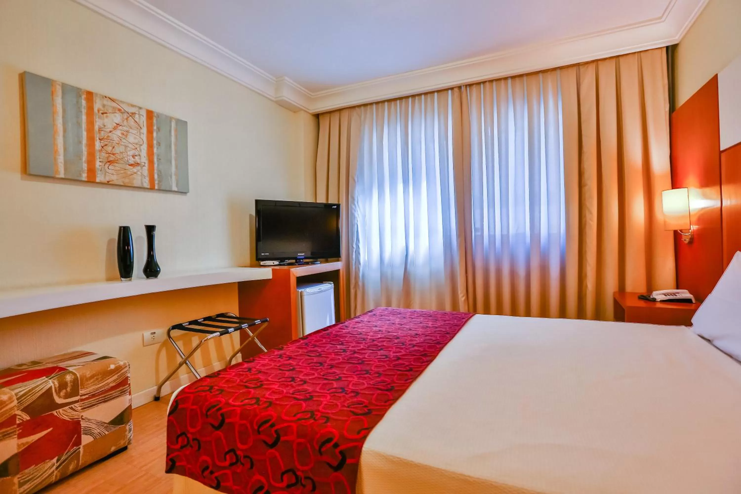 Standard King Room in Dubai Macaé by Atlântica