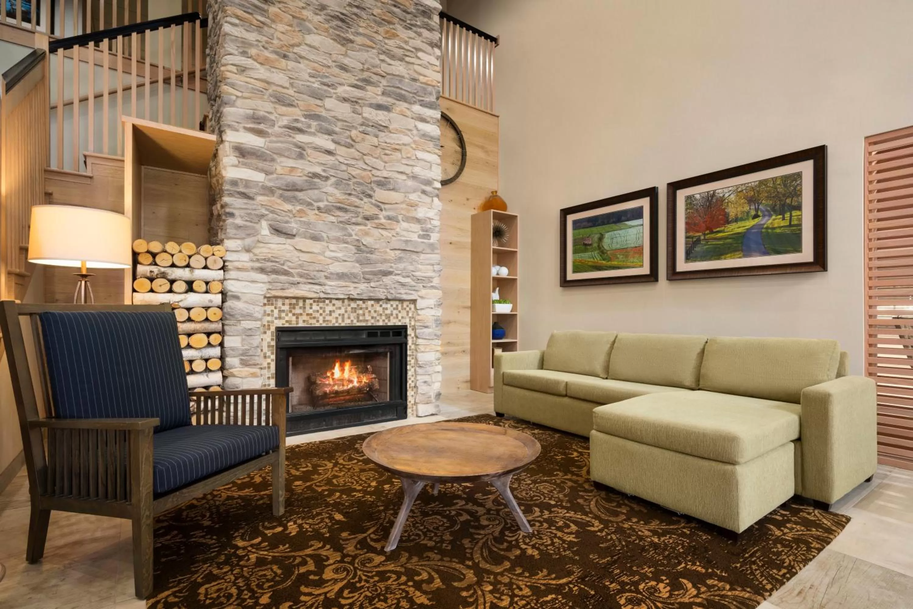 Property building in Country Inn & Suites by Radisson, Williamsburg Historic Area, VA