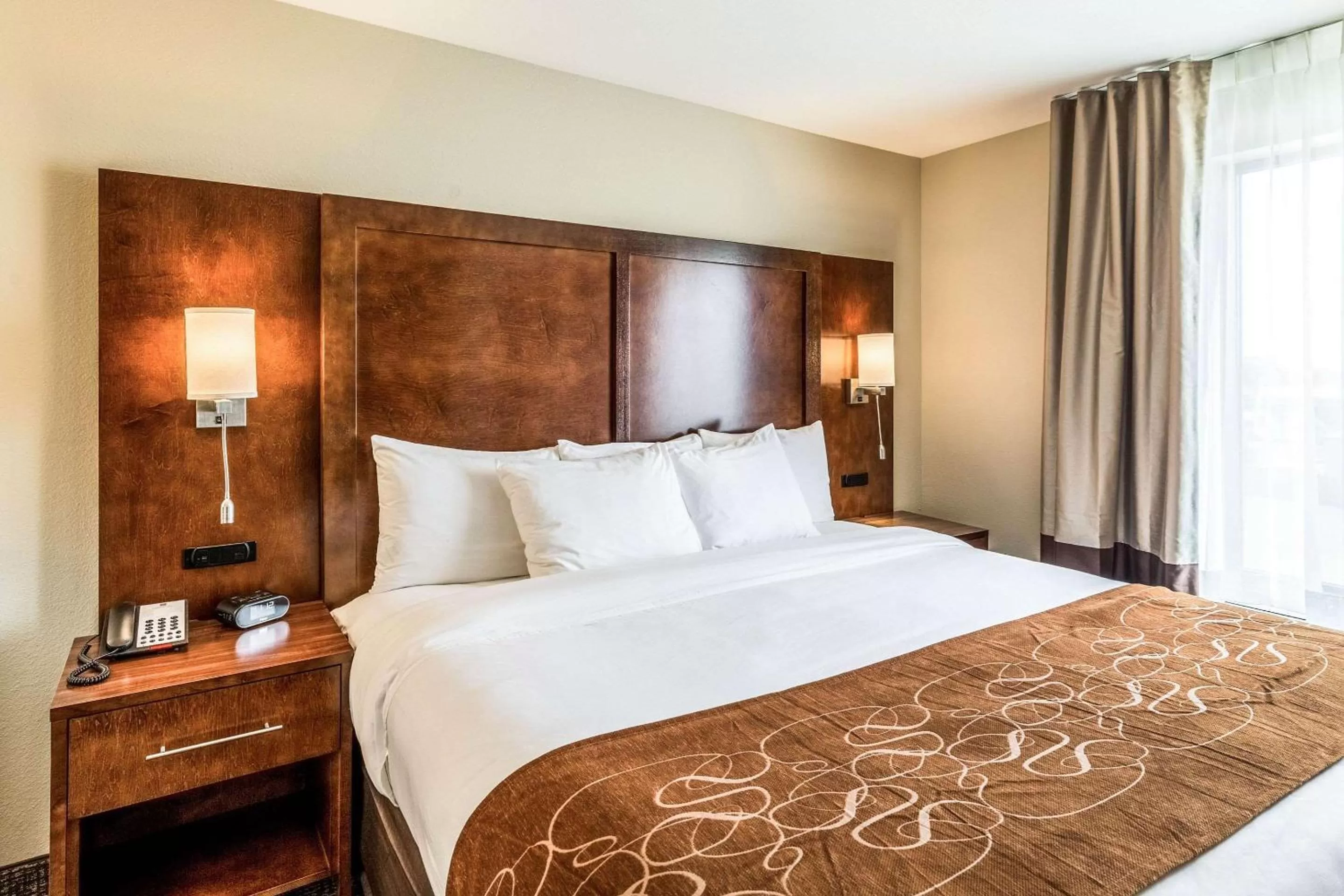 King Suite with Sofa Bed - Non-Smoking in Comfort Suites