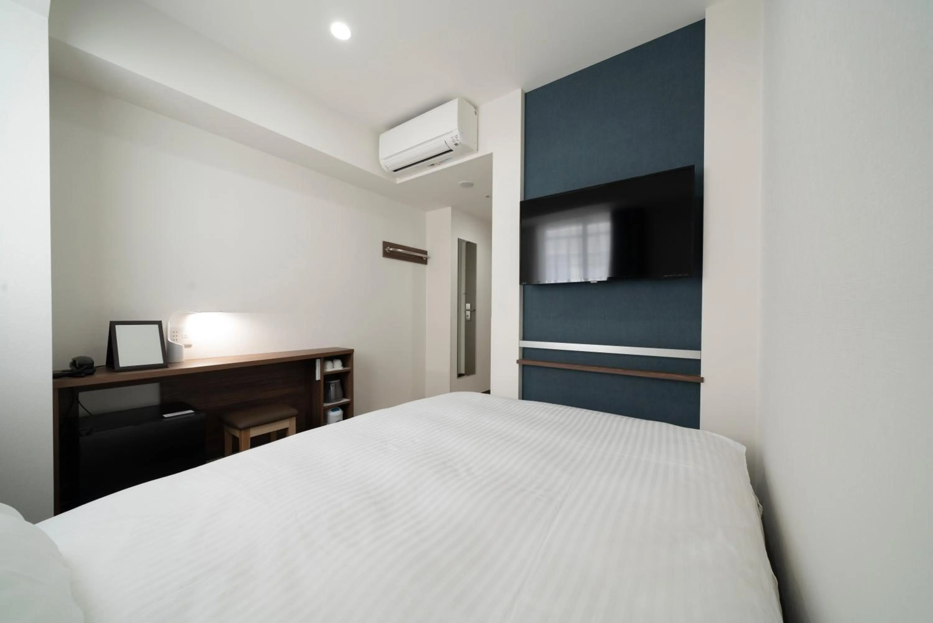 Small Double Room - Smoking in washingtonR&B Hotel Sendai Higashiguchi