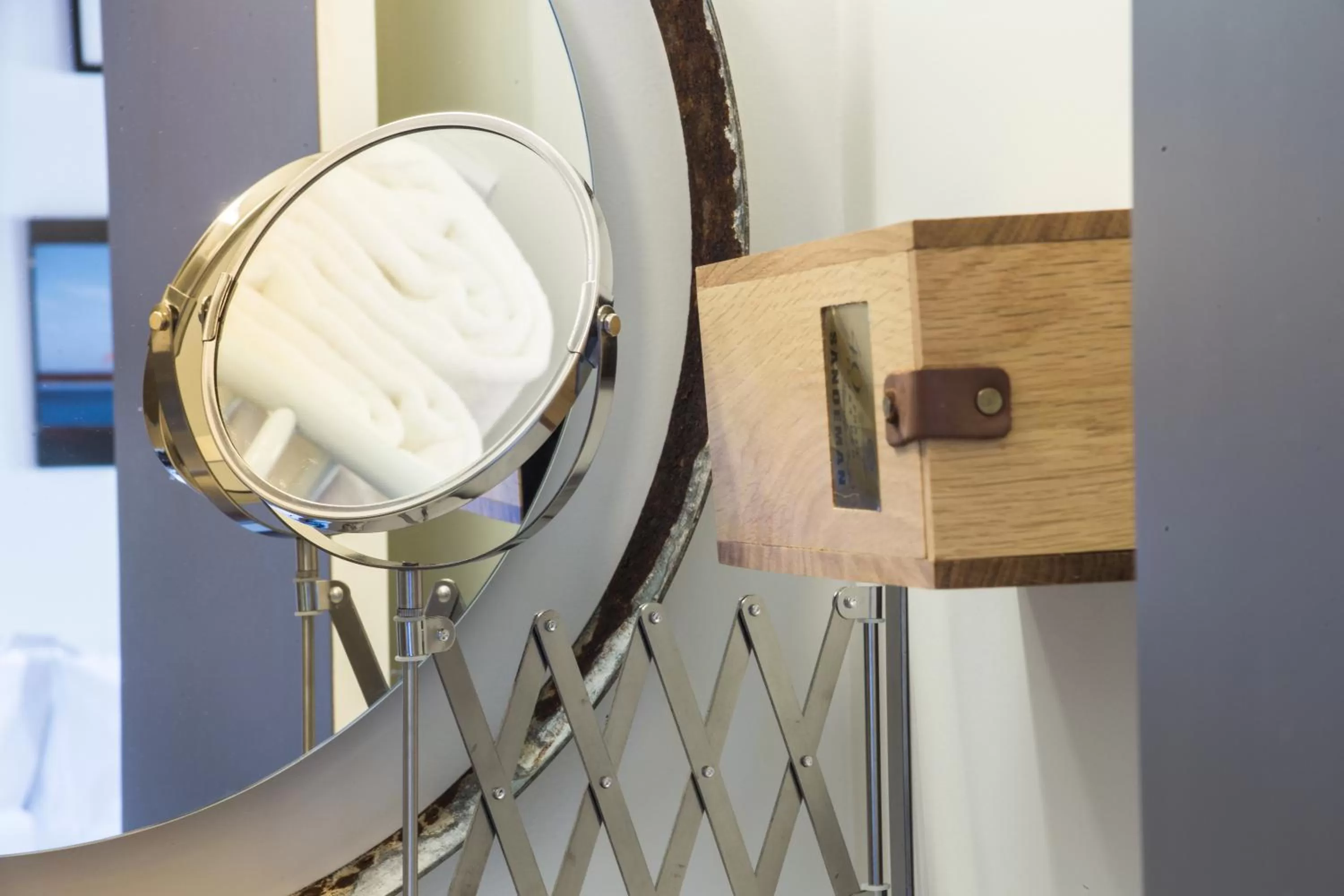 Small Double Room in The House of Sandeman