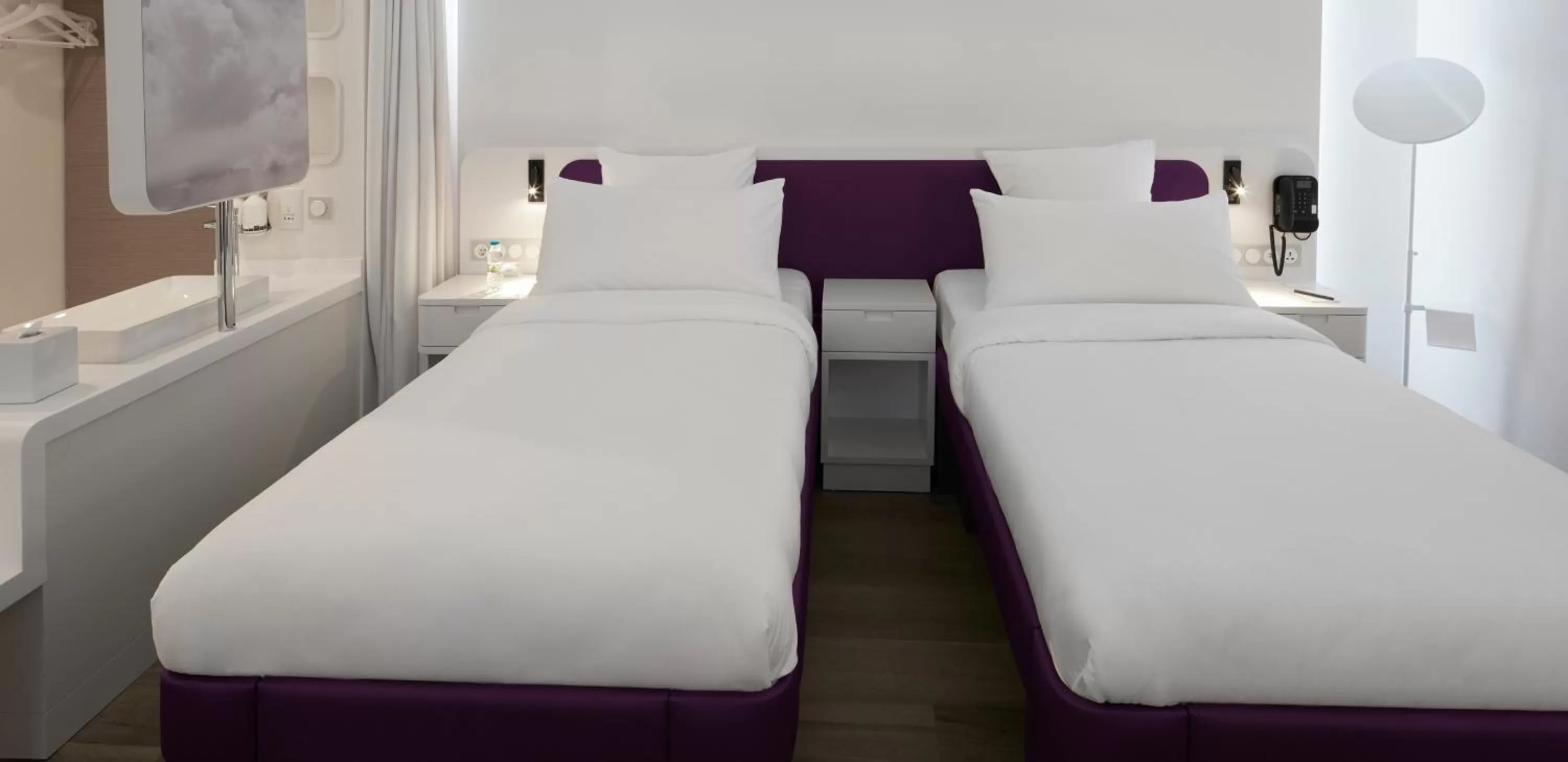 Premium Plus Twin in YOTEL Istanbul Airport, City Entrance