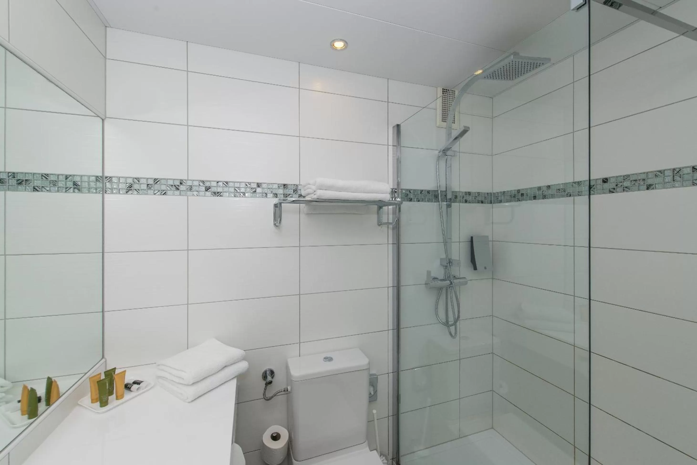 Queen Room with Balcony in Hotel Boltzmann