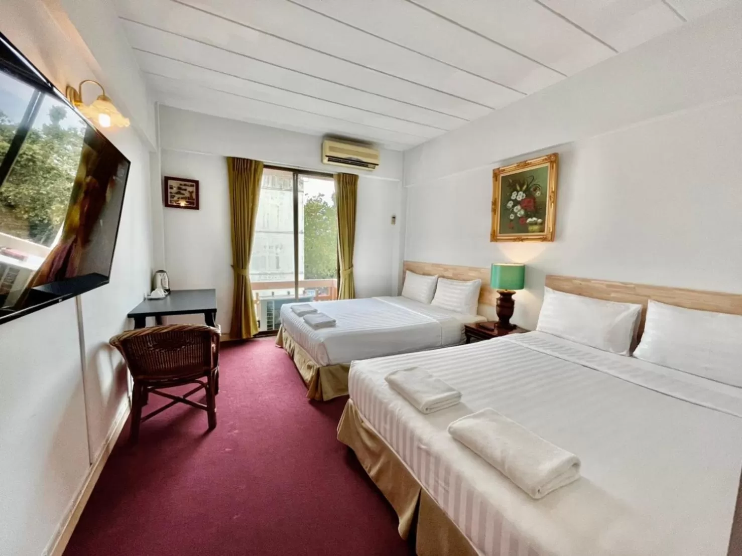 Deluxe Quadruple Room in MANGO Lagoon Place