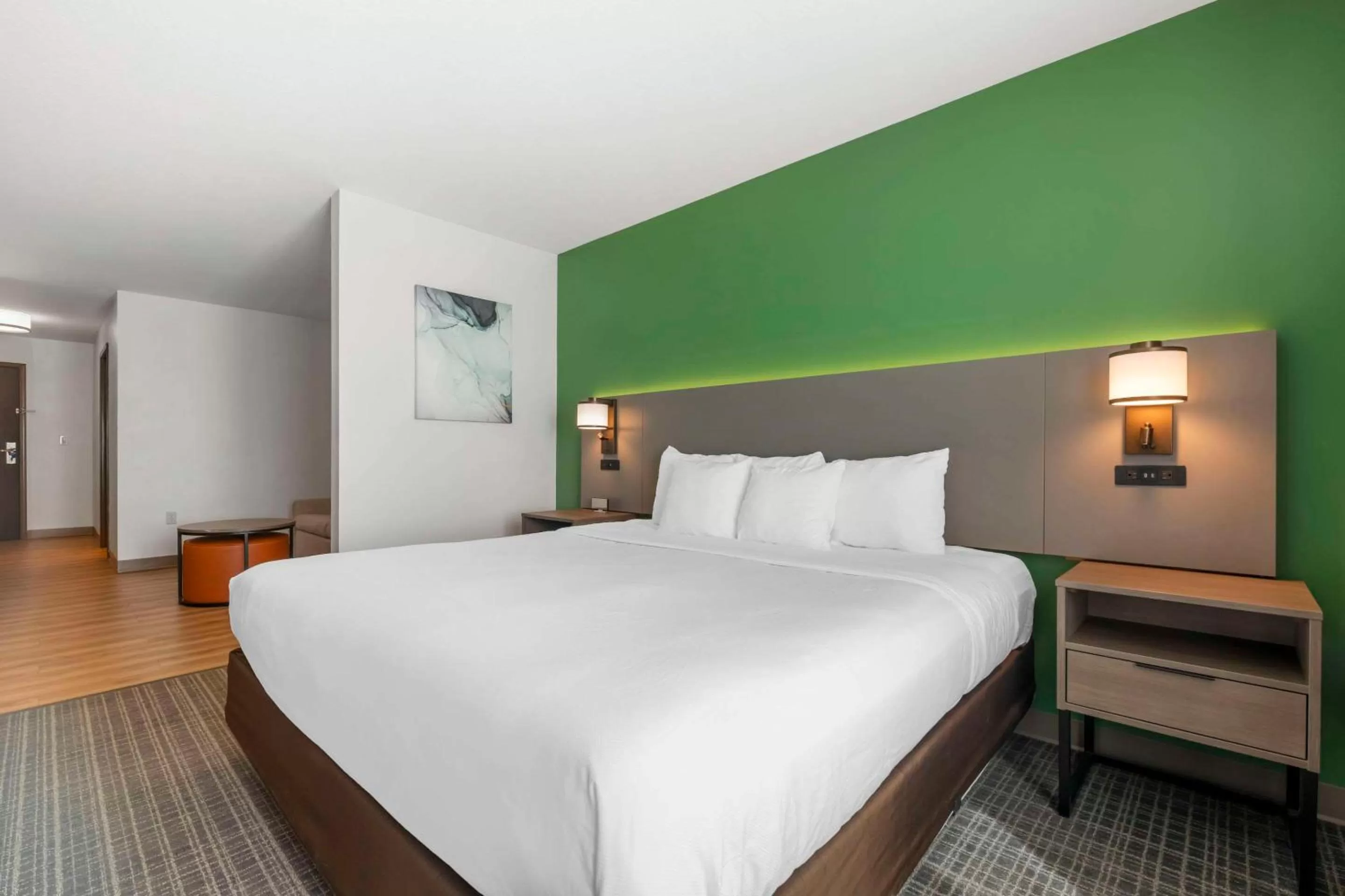 King Suite in Comfort Suites Conference Center Rapid City