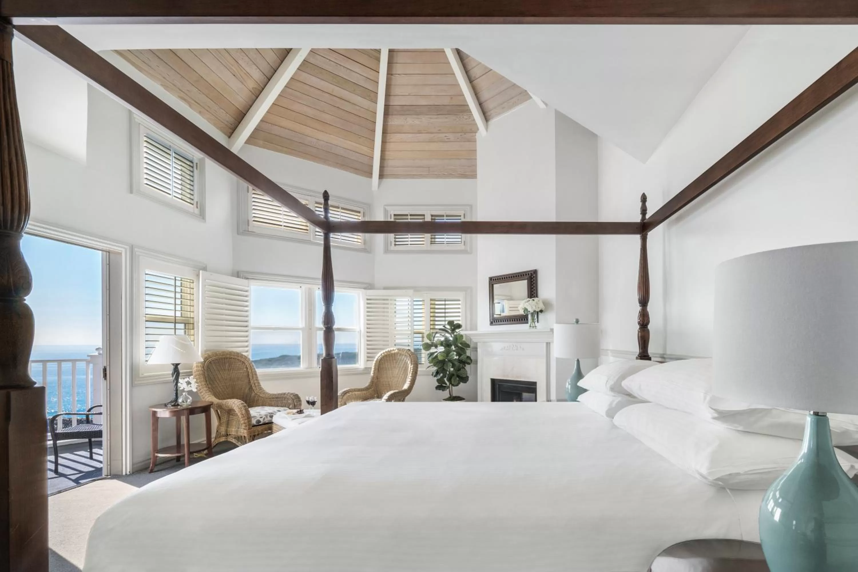 Luxury Tower Guestroom in Blue Lantern Inn, A Four Sisters Inn