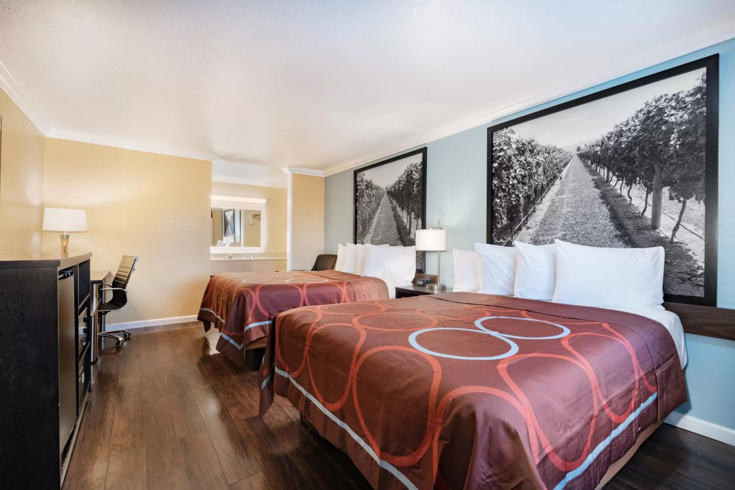 Queen Room with Two Queen Beds - Non-Smoking in Super 8 Ukiah by Wyndham