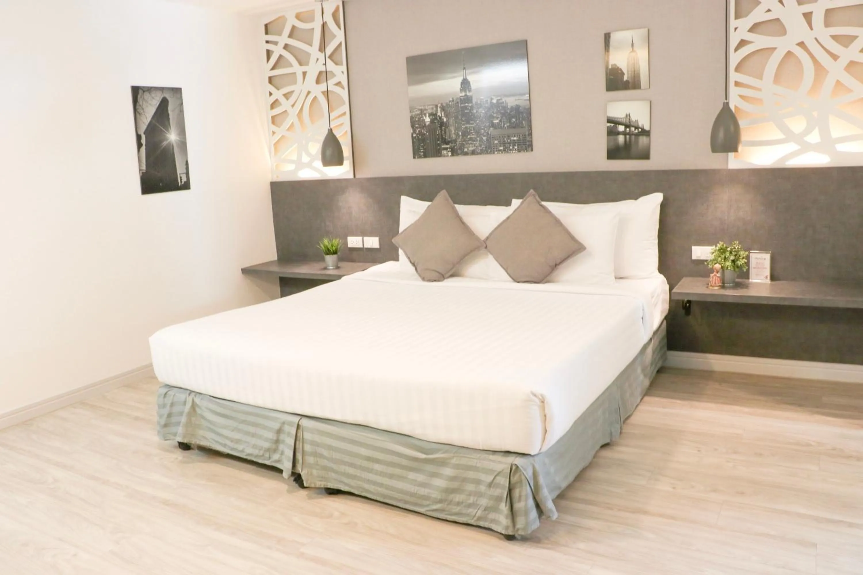 Premier Suite in The Mini R Ratchada