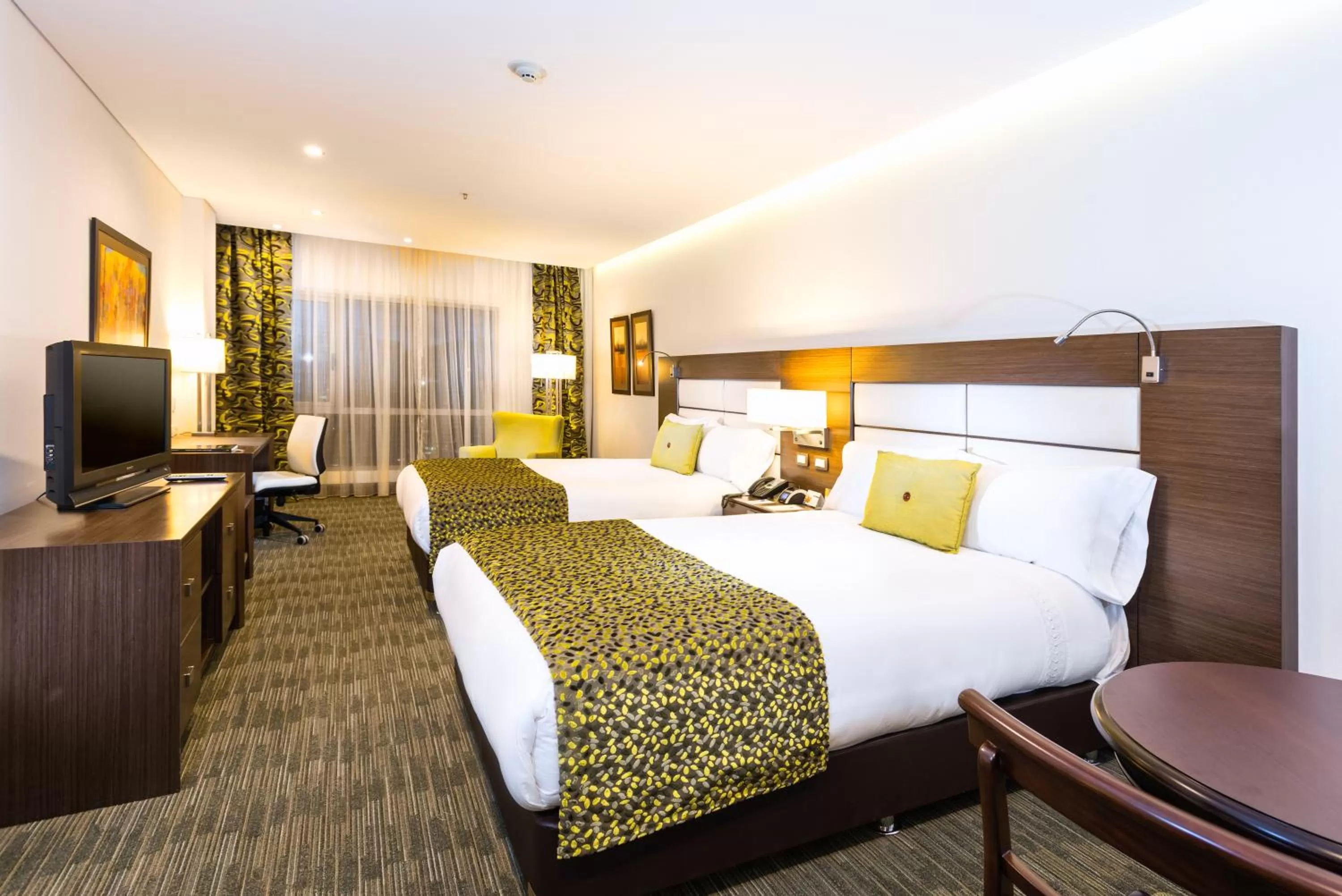Superior Twin Room in Casa Dann Carlton Hotel & SPA