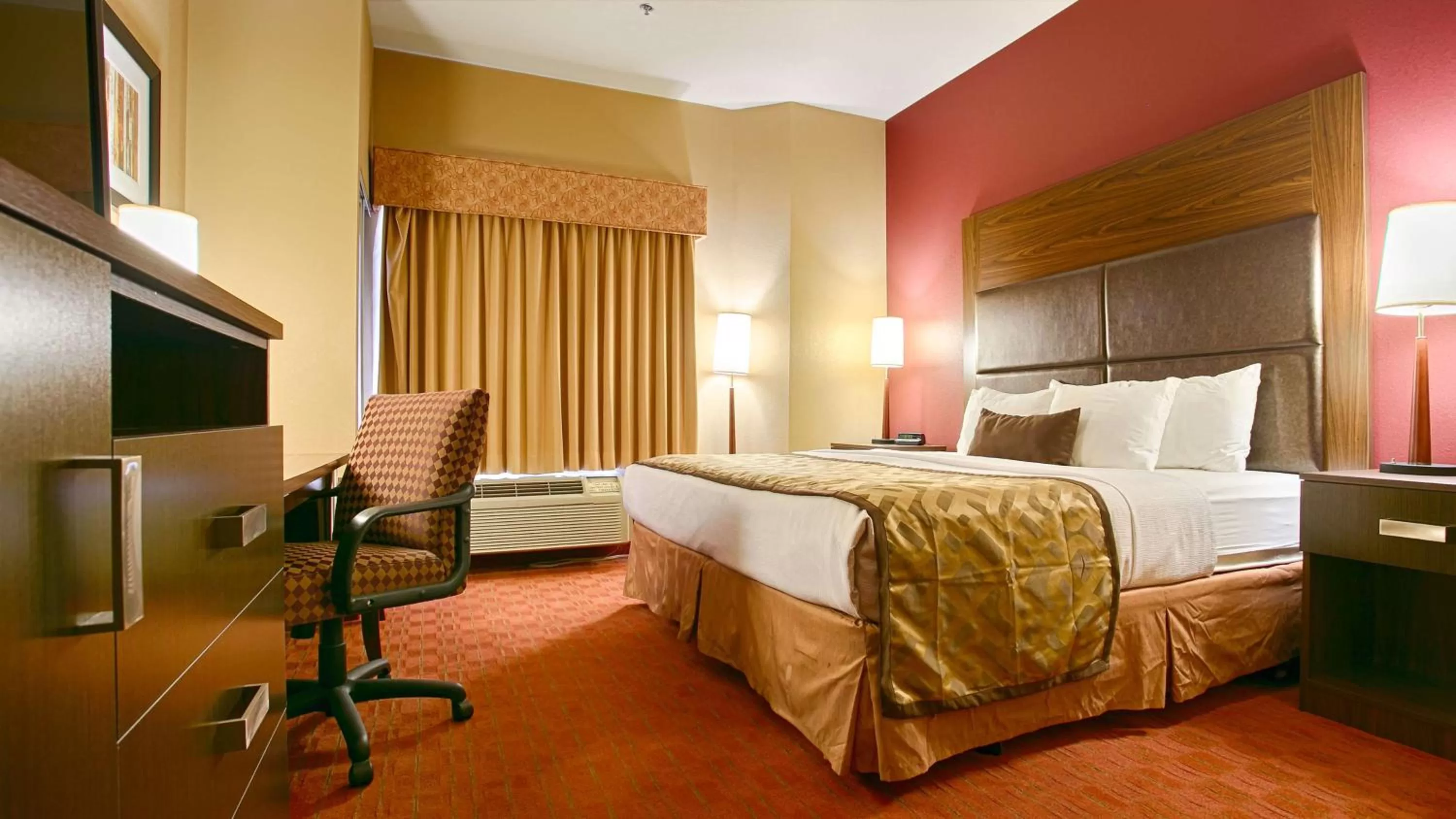 King Room - Non-Smoking in Best Western Plus Tulsa Woodland Hills Hotel and Suites