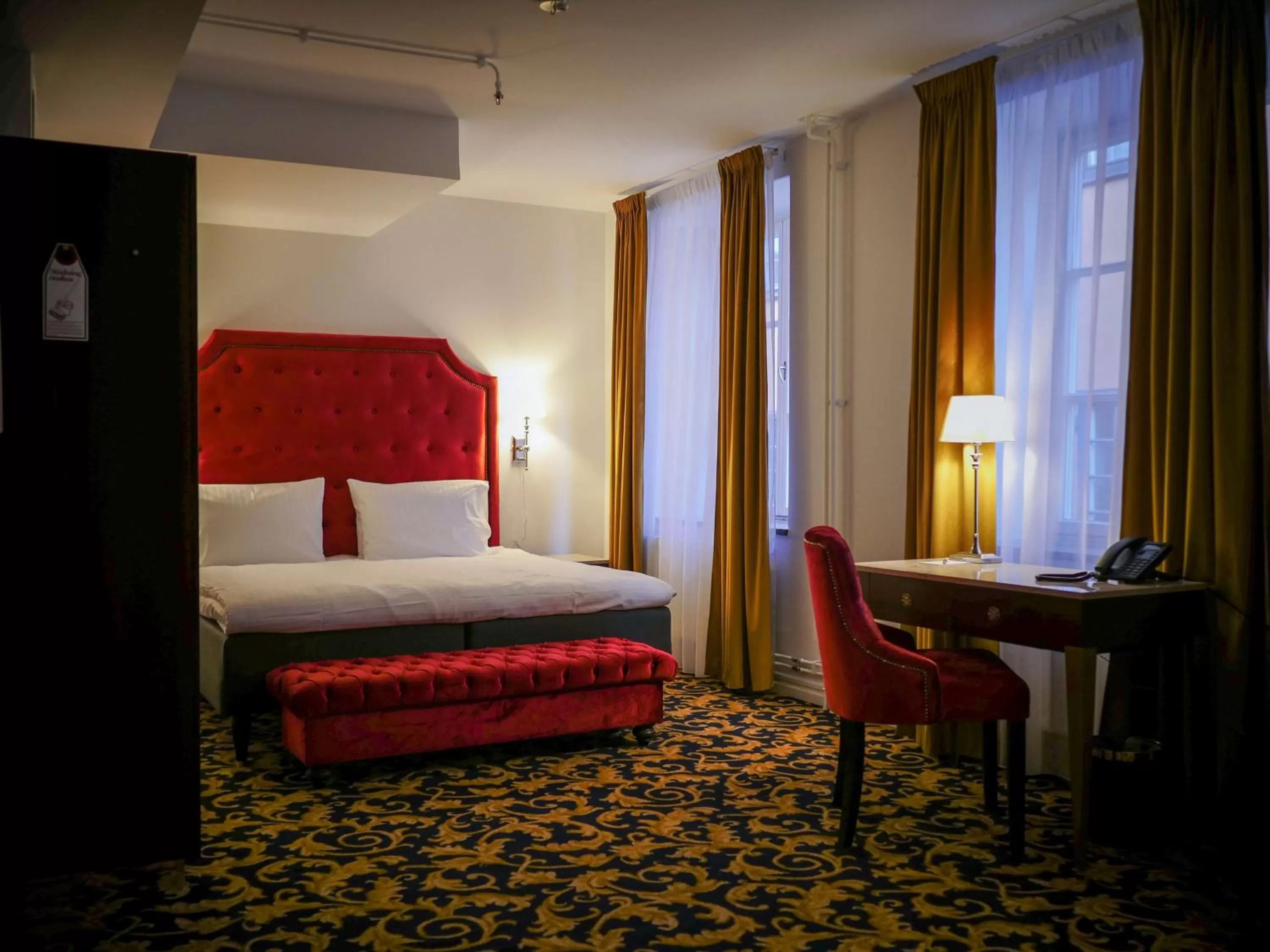 Deluxe King Room with Sofa Bed - Non-Smoking in Hotel Gamla Stan, BW Signature Collection