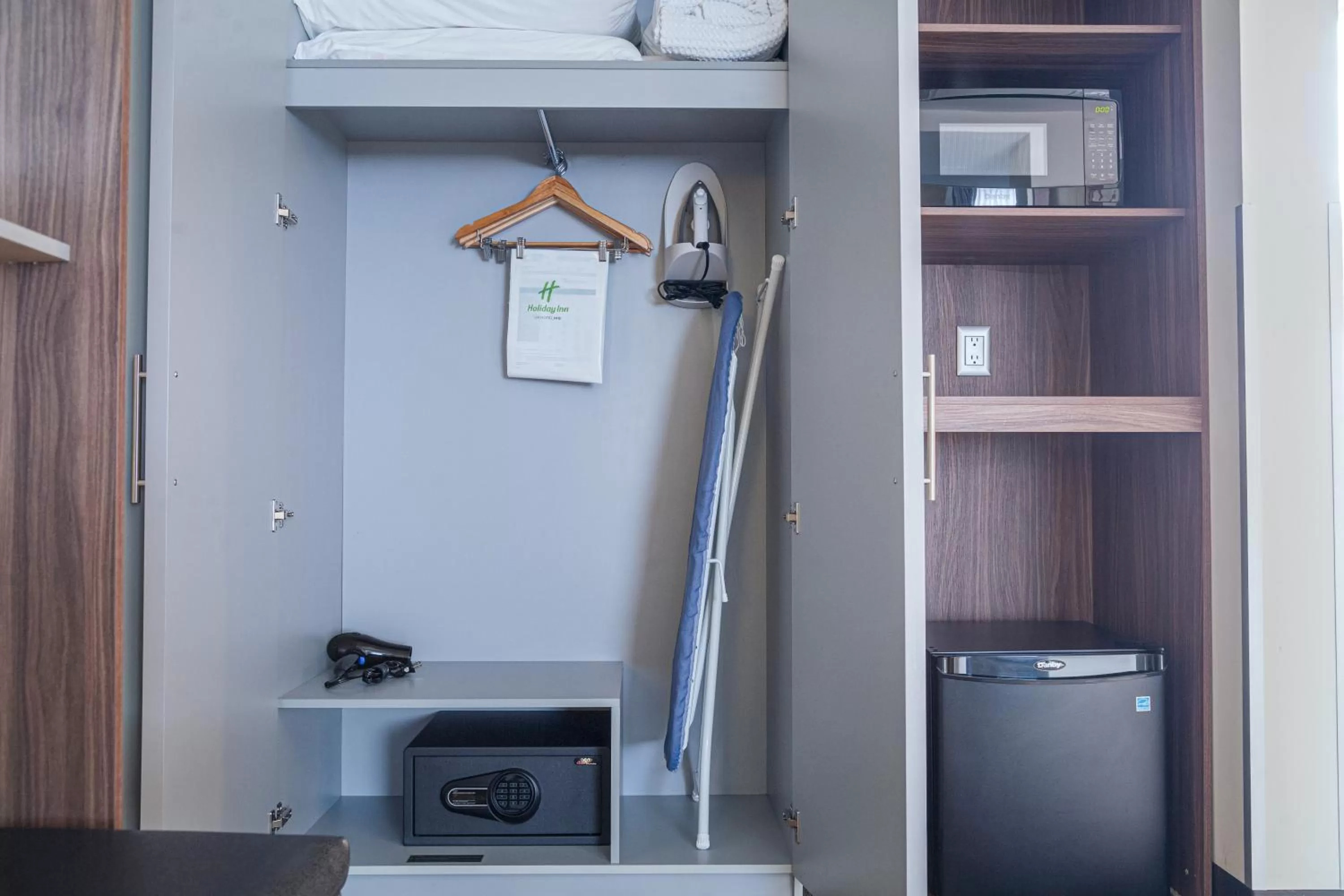 Suite with Two Beds - Non-Smoking in Holiday Inn Tlaxcala by IHG