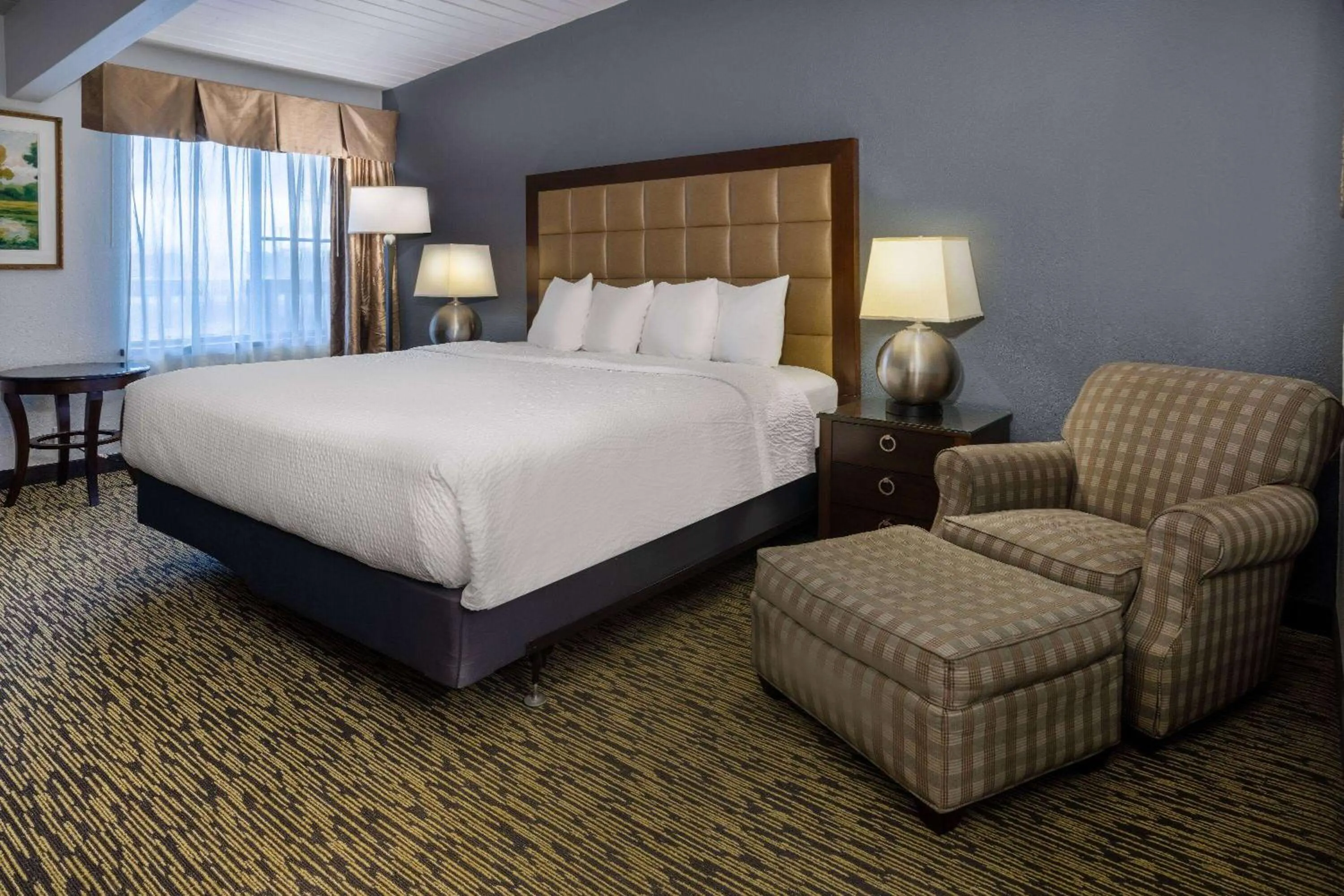 King Room - Non-Smoking in Travelodge by Wyndham Appleton