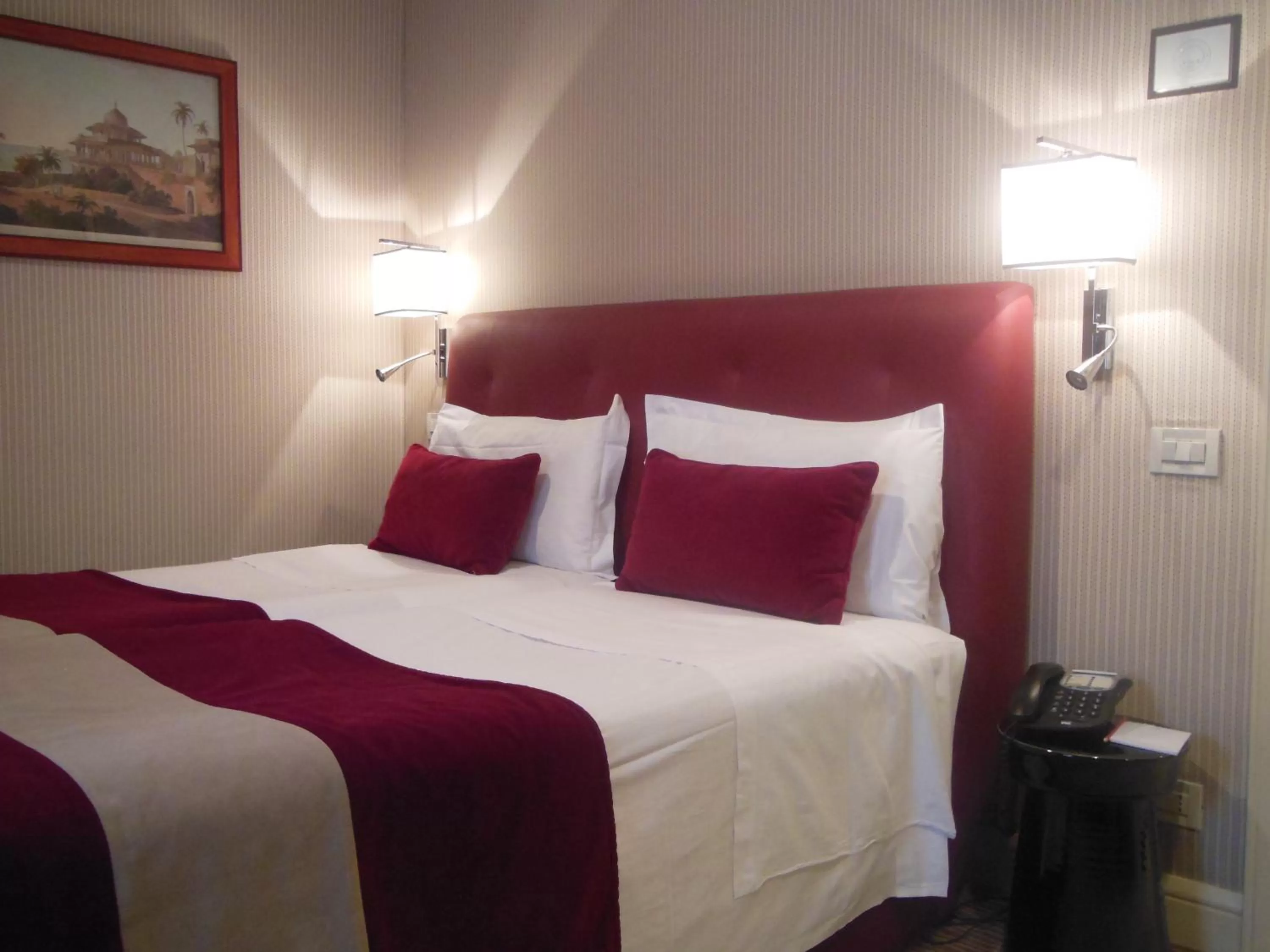 Double or Twin Room in Hotel dei Borgognoni