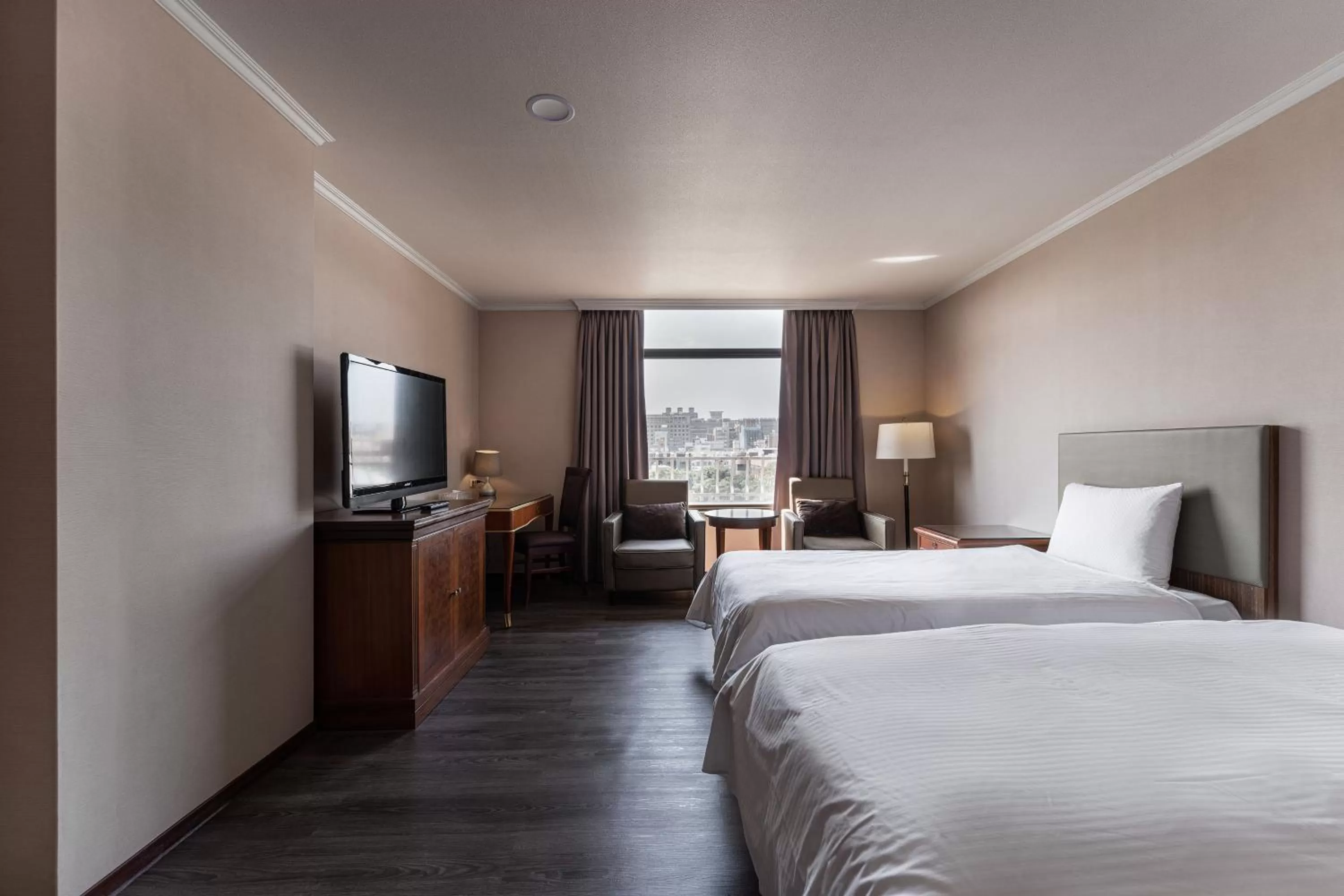 Deluxe Twin Room in Hotel j-Metropolis